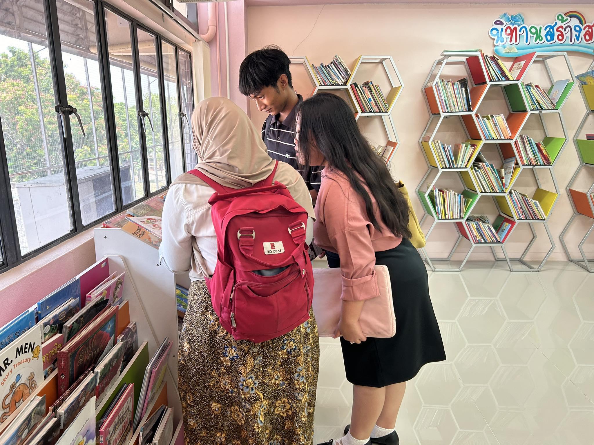 ต้อนรับนักศึกษาแลกเปลี่ยนจาก Universitas Negeri Surabaya ประเทศอินโดนีเซีย เยี่ยมชมสำนักวิทยบริการและเทคโนโลยีสารสนเทศ มหาวิทยาลัยราชภัฏกำแพงเพชร