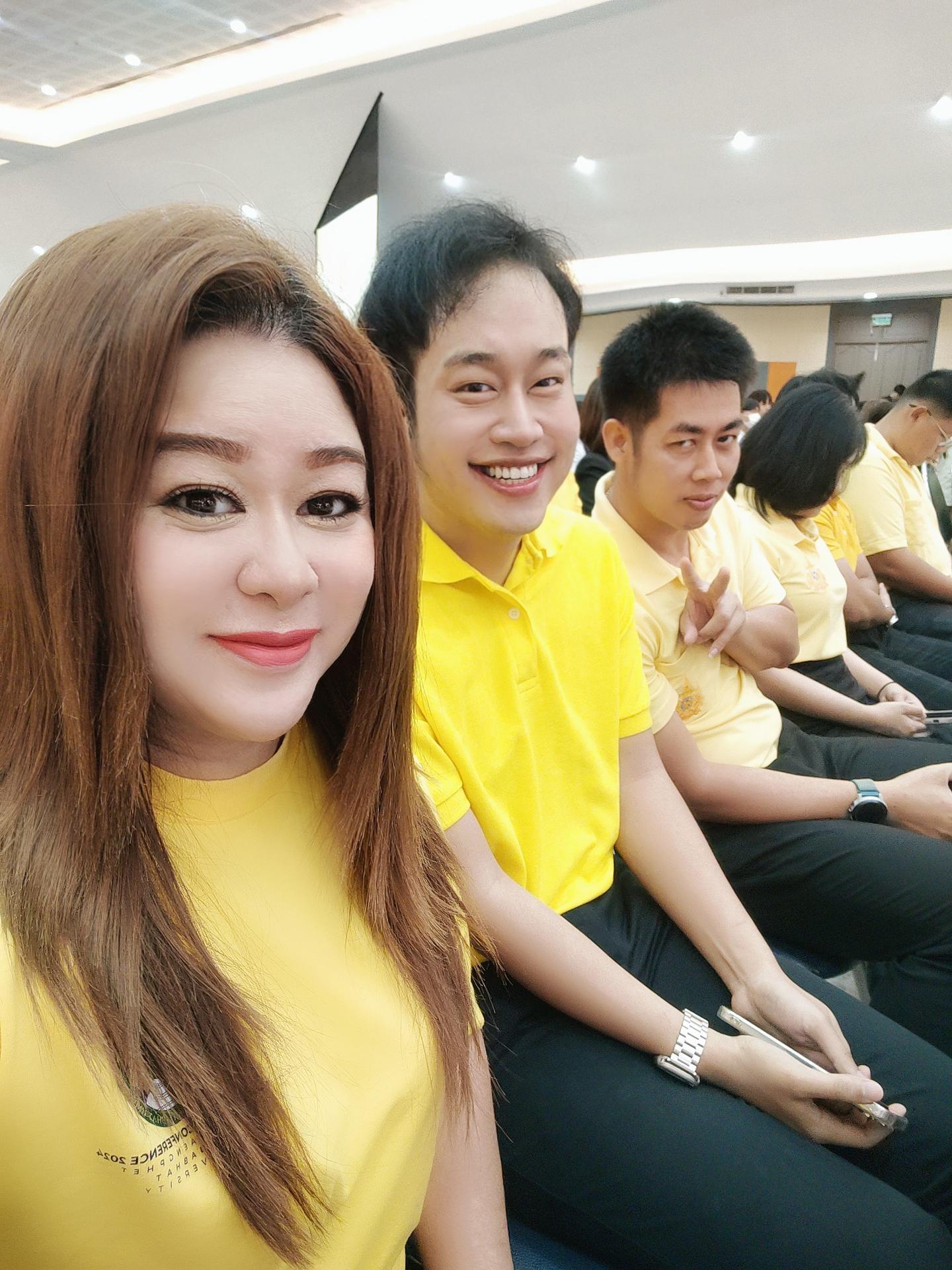 รูปภาพเข้าร่วมกิจกรรมออนไลน์ ของ นางพรวิลัย  วัฒนศิริ