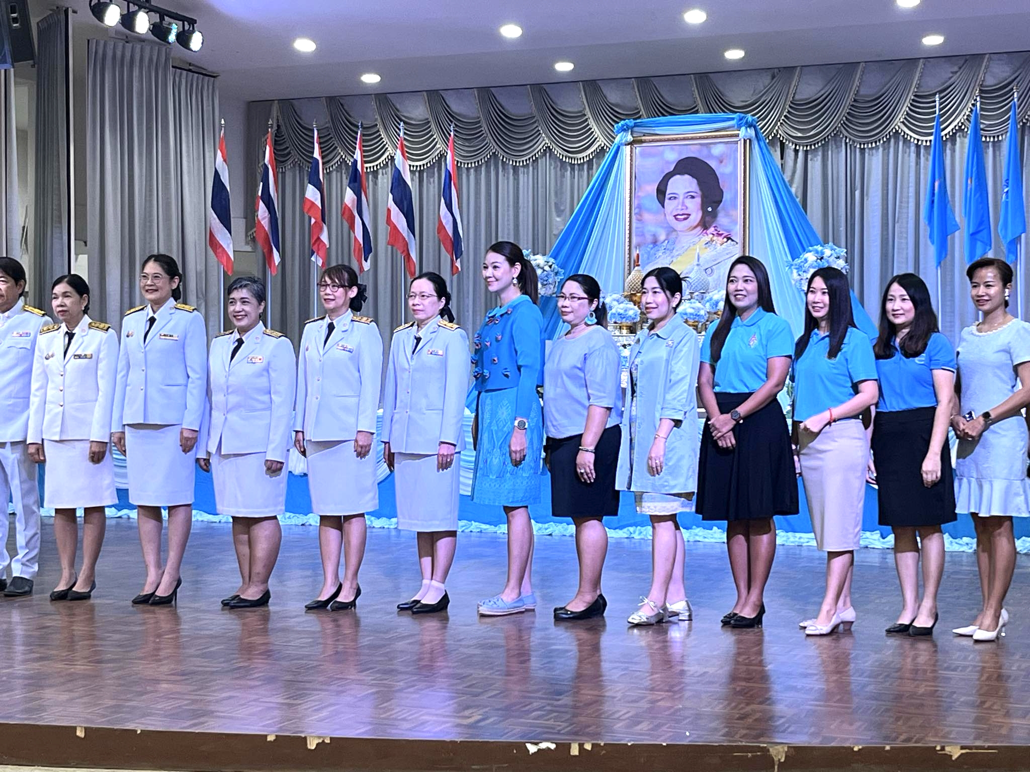 รูปภาพเข้าร่วมกิจกรรมออนไลน์ ของ ว่าที่รต.อิสสราพร กล่อมกล่ำนุ่ม รูปภาพเข้าร่วมกิจกรรมออนไลน์ ของ ว่าที่รต.อิสสราพร กล่อมกล่ำนุ่ม