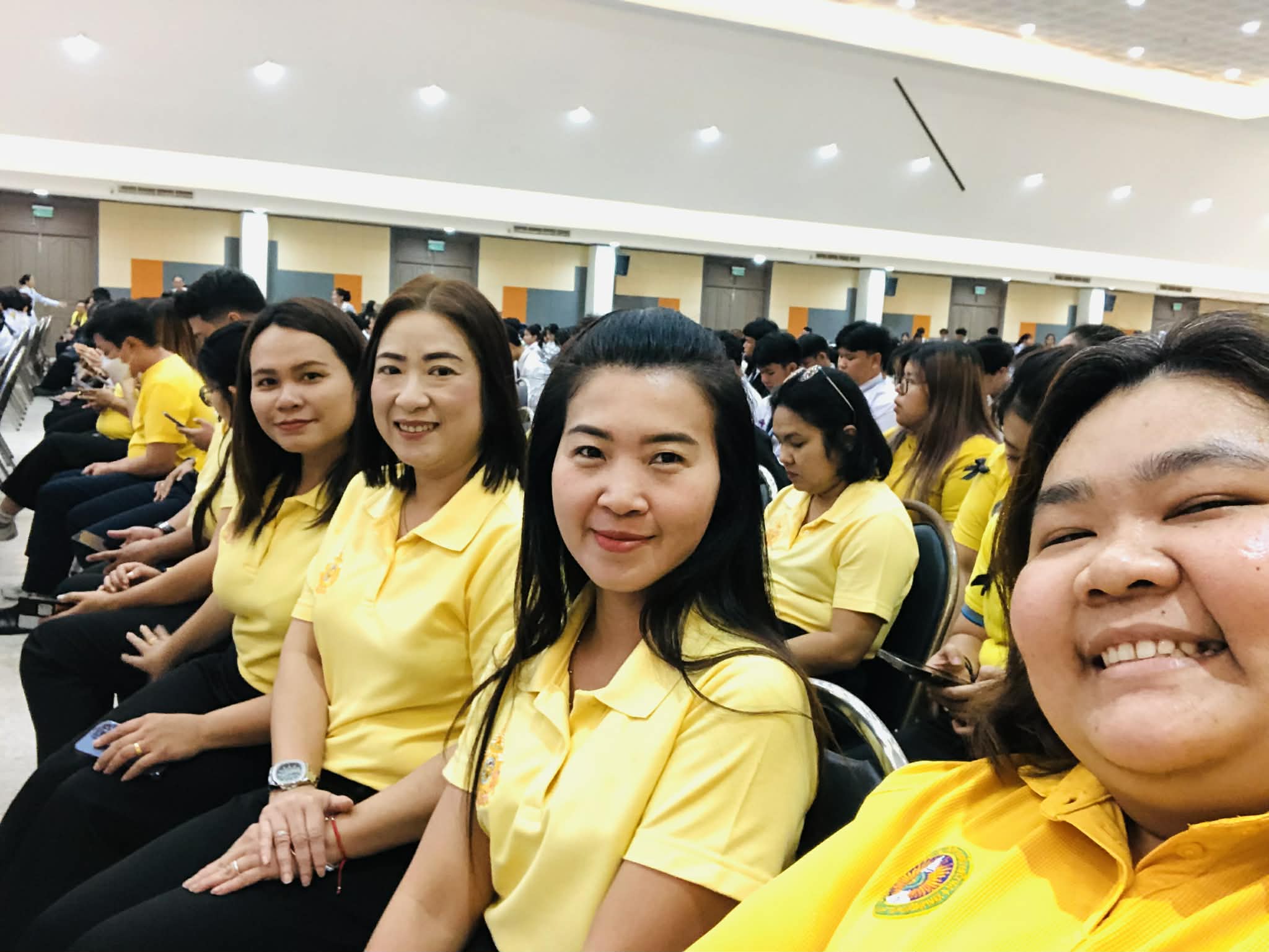 รูปภาพเข้าร่วมกิจกรรมออนไลน์ ของ นภัทร ศรีนิ่มนวล รูปภาพเข้าร่วมกิจกรรมออนไลน์ ของ นภัทร ศรีนิ่มนวล