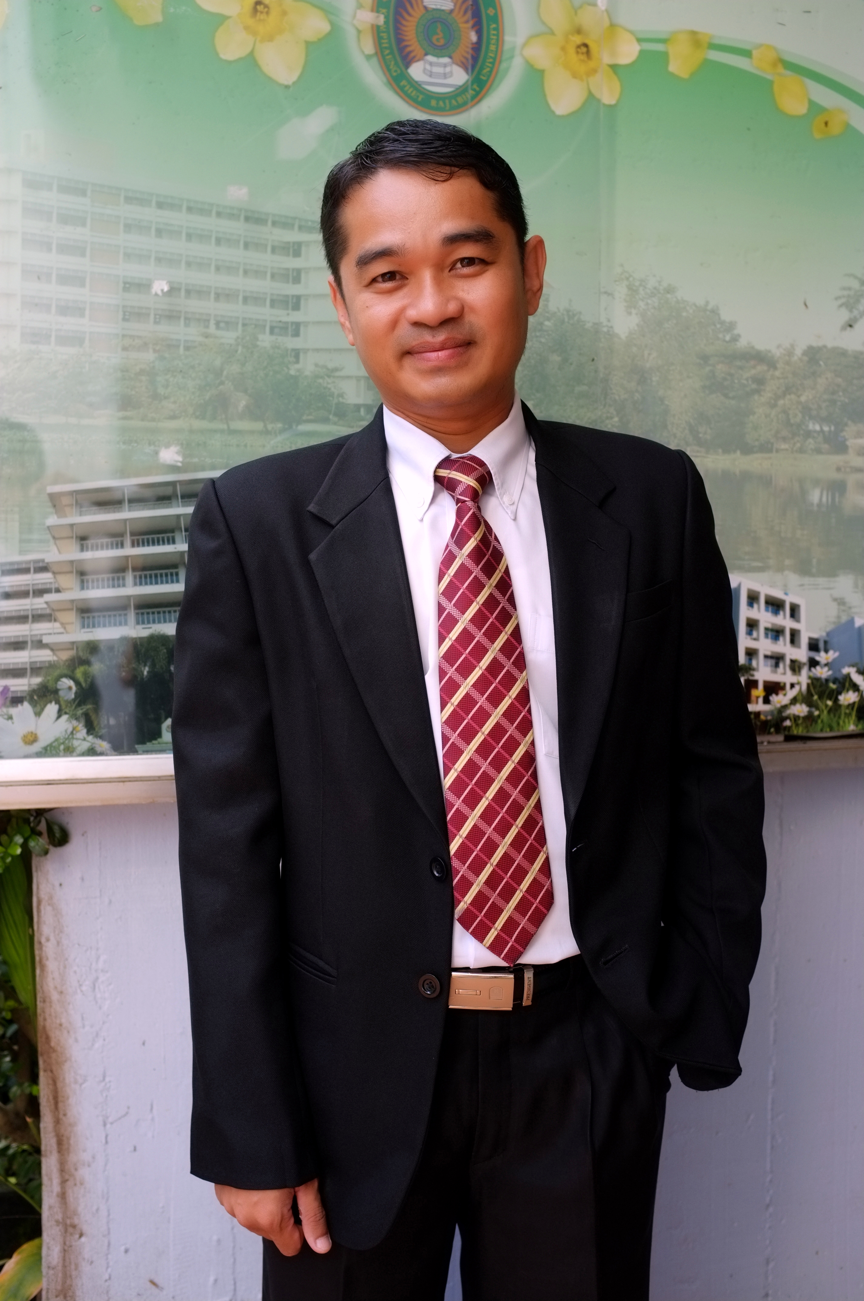 Dr. Phitsanu Boonniyom