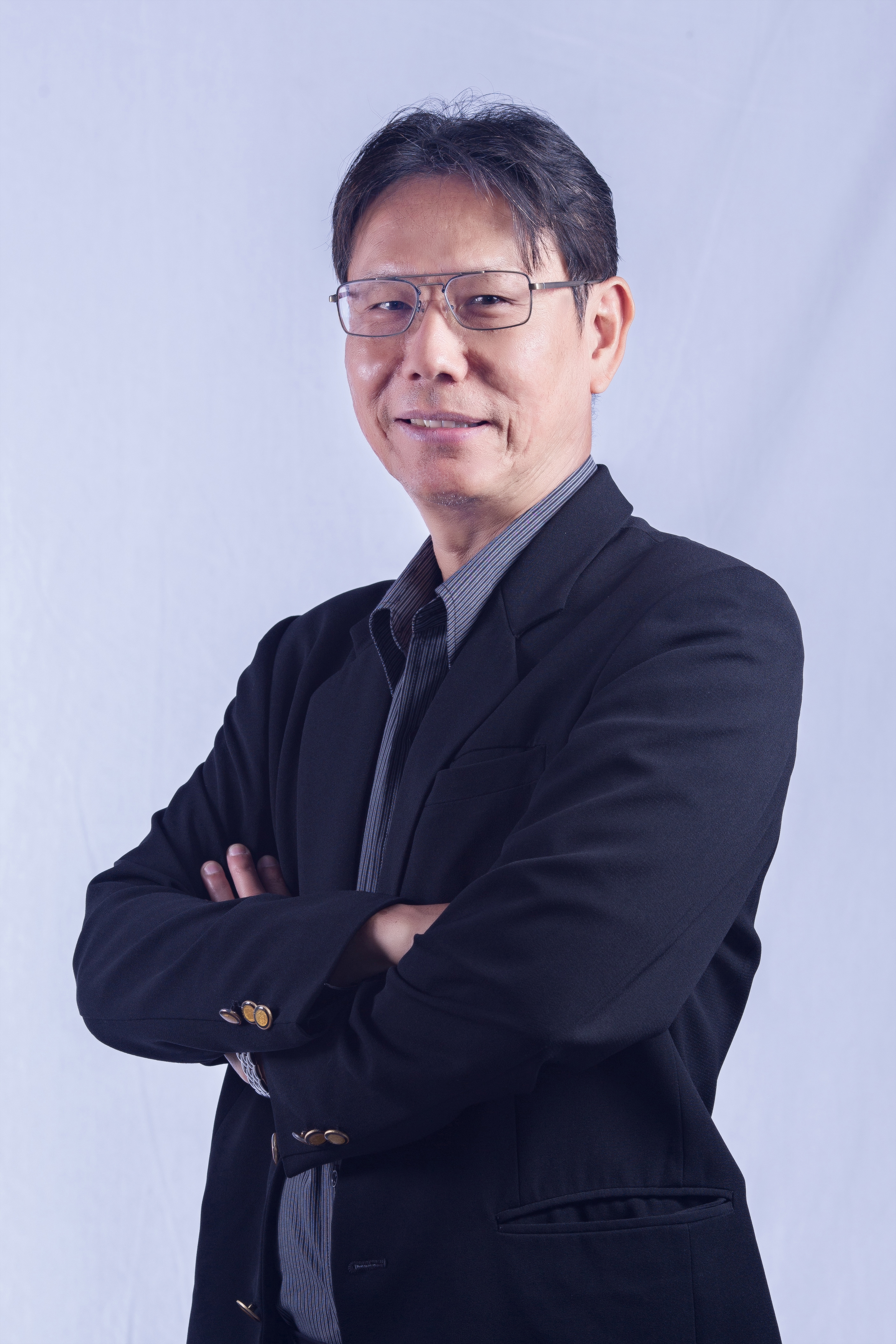 Asst. Prof. Dr. Noppakun Choothun