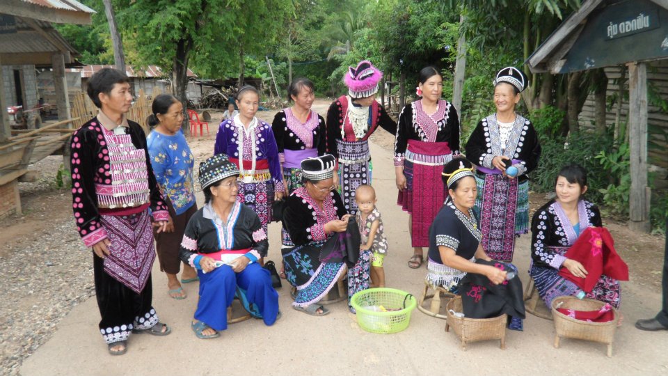 ความเชื่อเกี่ยวกับจุดเริ่มต้นและจุดสิ้นสุดของชีวิตชาวม้ง อำเภอคลองขลุง จังหวัดกำแพงเพชร