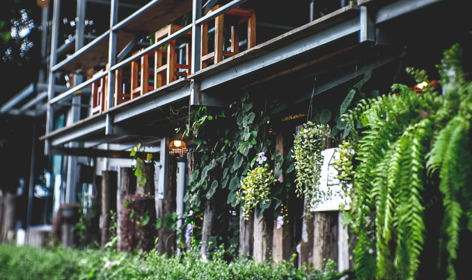 LANGBAAN CAFE กำแพงเพชร คาเฟ่ริมแม่น้ำปิง บรรยากาศอบอุ่น จุดพักใจสำหรับสายชิล