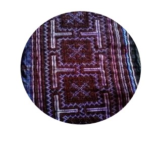 ลายซิกแซก (ผ้าปักมือ)