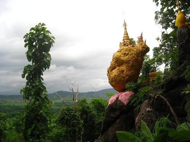วัดพระธาตุดอยหินกิ่ว