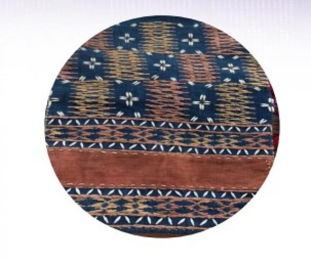 ลายเต้โพจือ (ผ้าปักมือ)