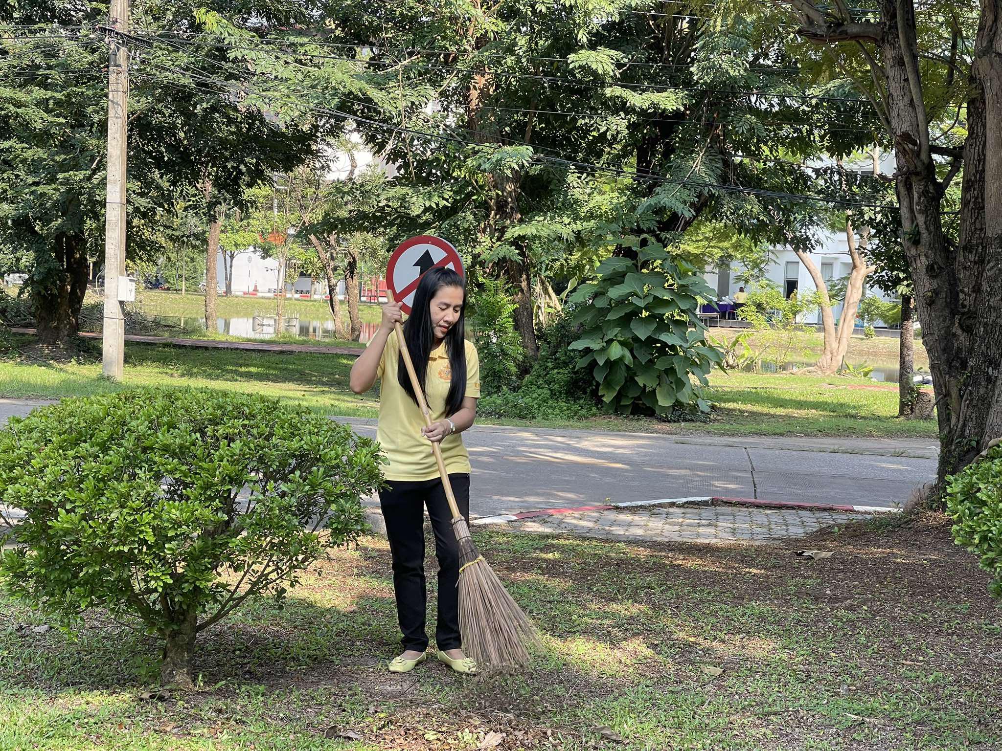 10. กิจกรรม Big Cleaning Day เนื่องในวันคล้ายวันสวรรคต พระบรมชนกาธิเบศร มหาภูมิพลอดุลยเดชมหาราช บรมนาถบพิตร ประจำปี 2567