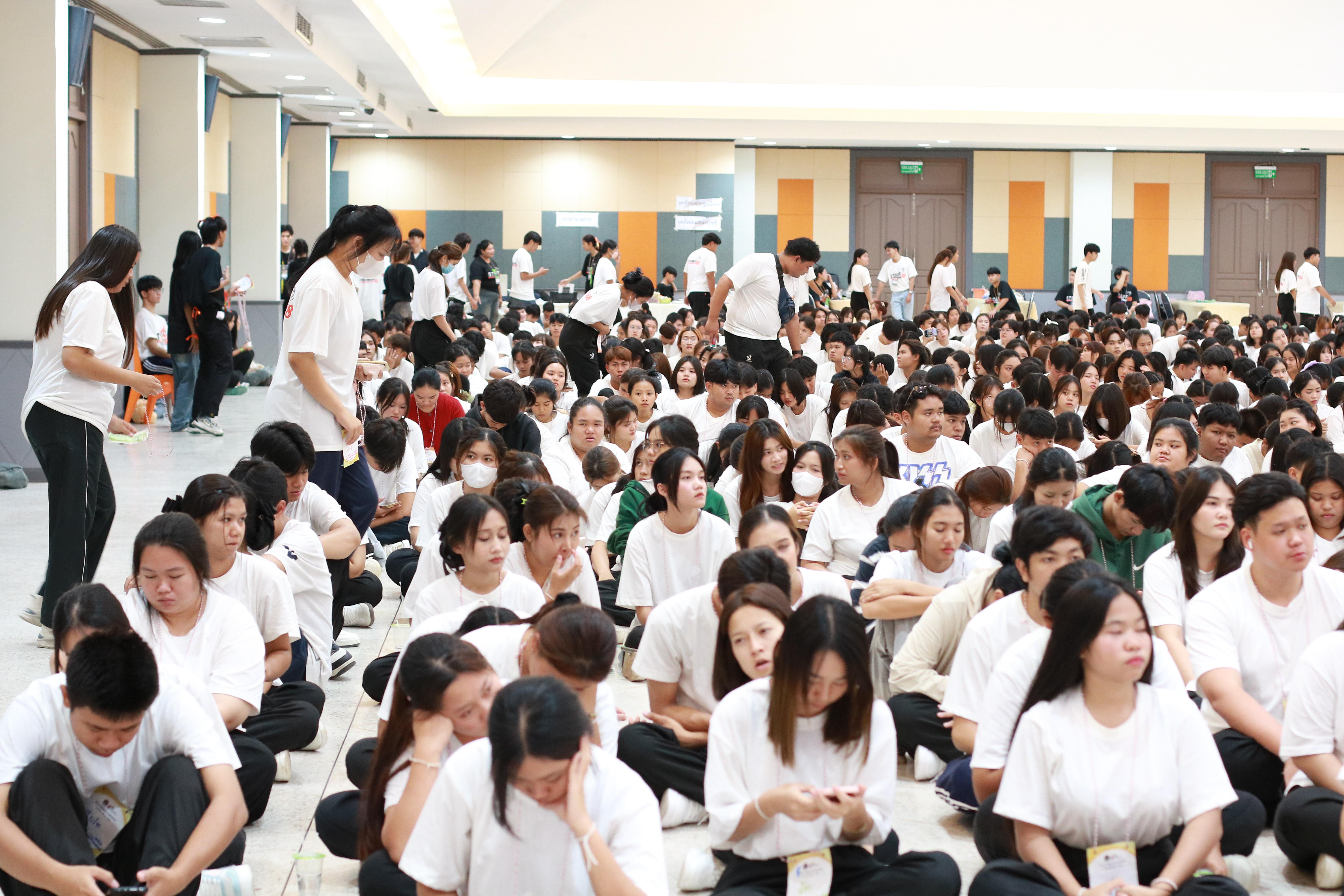 144. วันที่ 28 พฤษภาคม 2568 กิจกรรมอบรมการป้องกันภัยอาชญากรรมทางเทคโนโลยี สำหรับนักศึกษาชั้นปีที่ 1