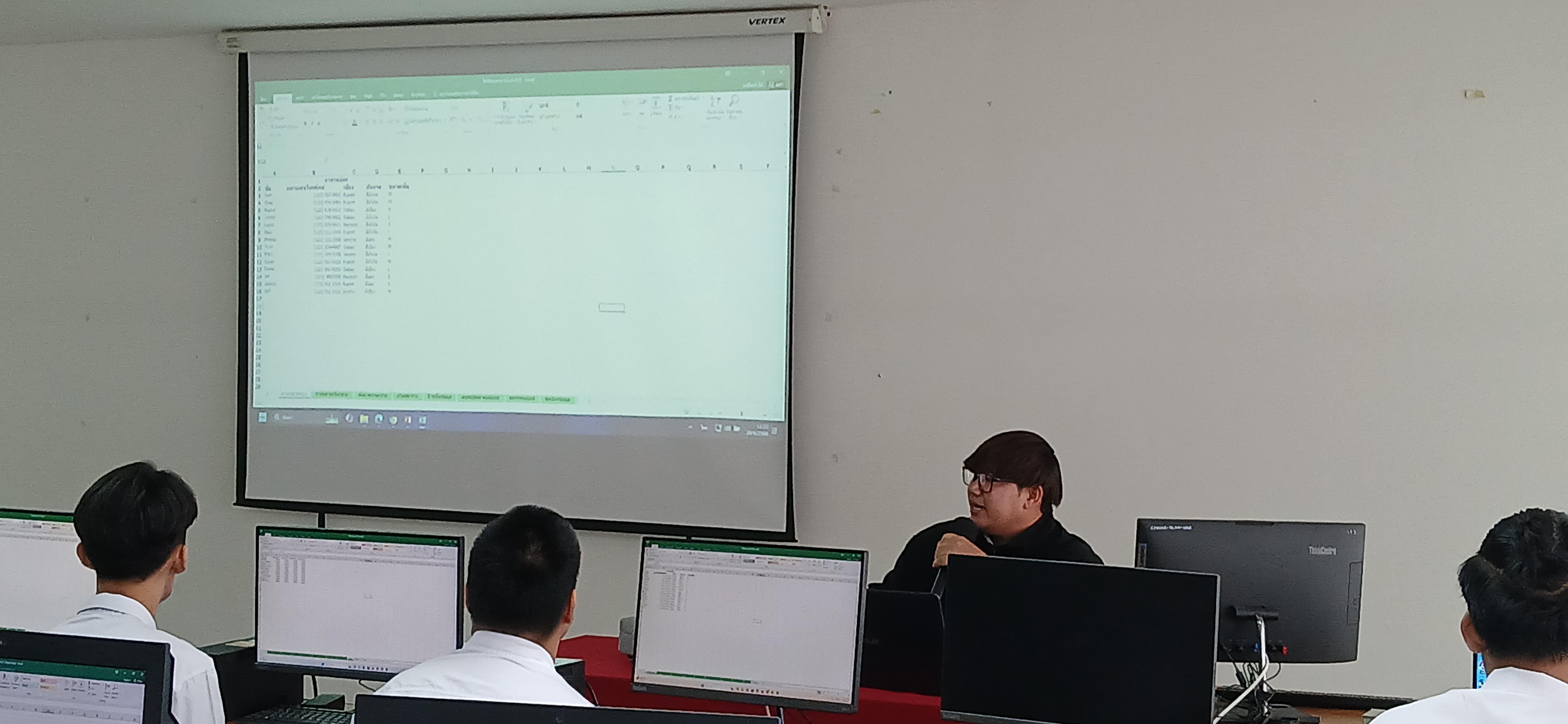 25. วันที่ 28 มิถุนายน  2568 กิจกรรมอบรมการพัฒนาทักษะด้านดิจิทัลและสอบ (IC3) สำหรับนักศึกษา แม่สอด