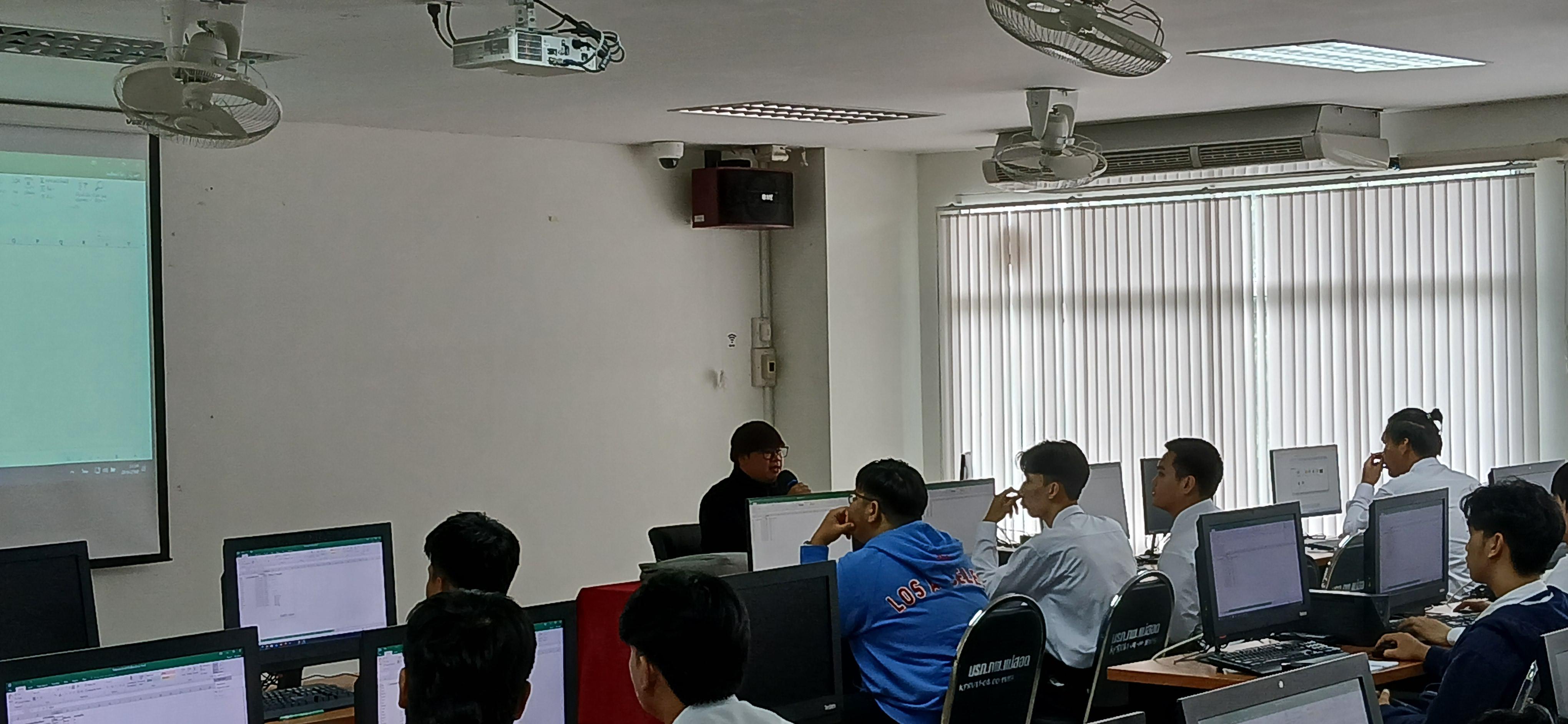 29. วันที่ 28 มิถุนายน  2568 กิจกรรมอบรมการพัฒนาทักษะด้านดิจิทัลและสอบ (IC3) สำหรับนักศึกษา แม่สอด