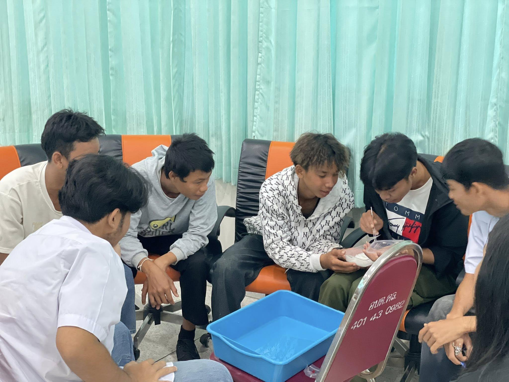 25. วันที่ 9 กรกฎาคม 2568 เรื่อง การสร้างระบบอินเตอร์เน็ตของสรรพสิ่ง (IOT) สำหรับงานเกษตรอัจฉริยะ (Smart Farm) สำหรับประชาชนทั่วไป ศูนย์ส่งเสริมการเรียนรู้อำเภอคลองลาน