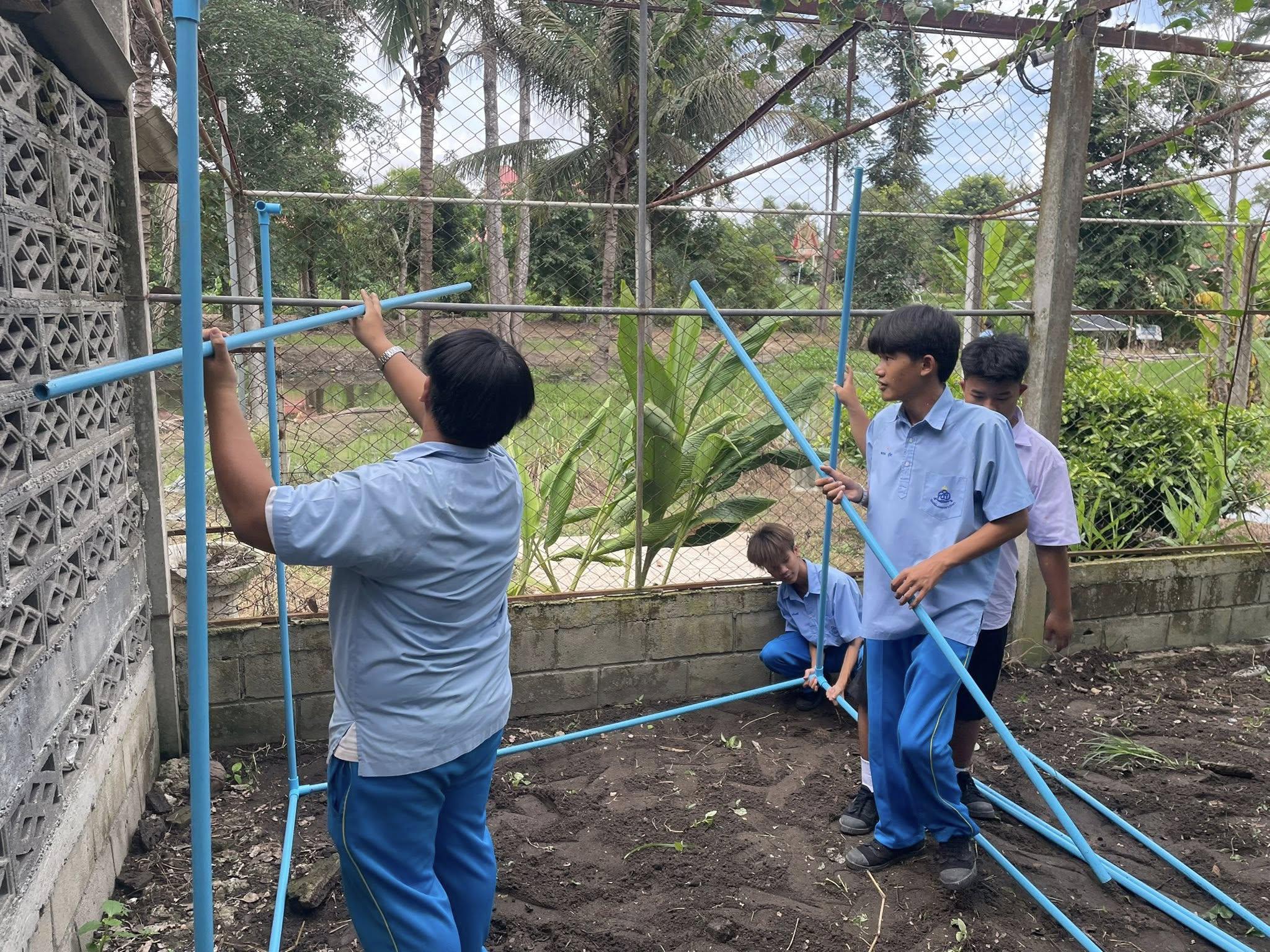 21. วันที่ 17 กรกฎาคม 2568 เรื่อง การสร้างระบบอินเตอร์เน็ตของสรรพสิ่ง (IOT) สำหรับงานเกษตรอัจฉริยะ (Smart Farm) สำหรับนักเรียน โรงเรียนคลองลานวิทยาคม