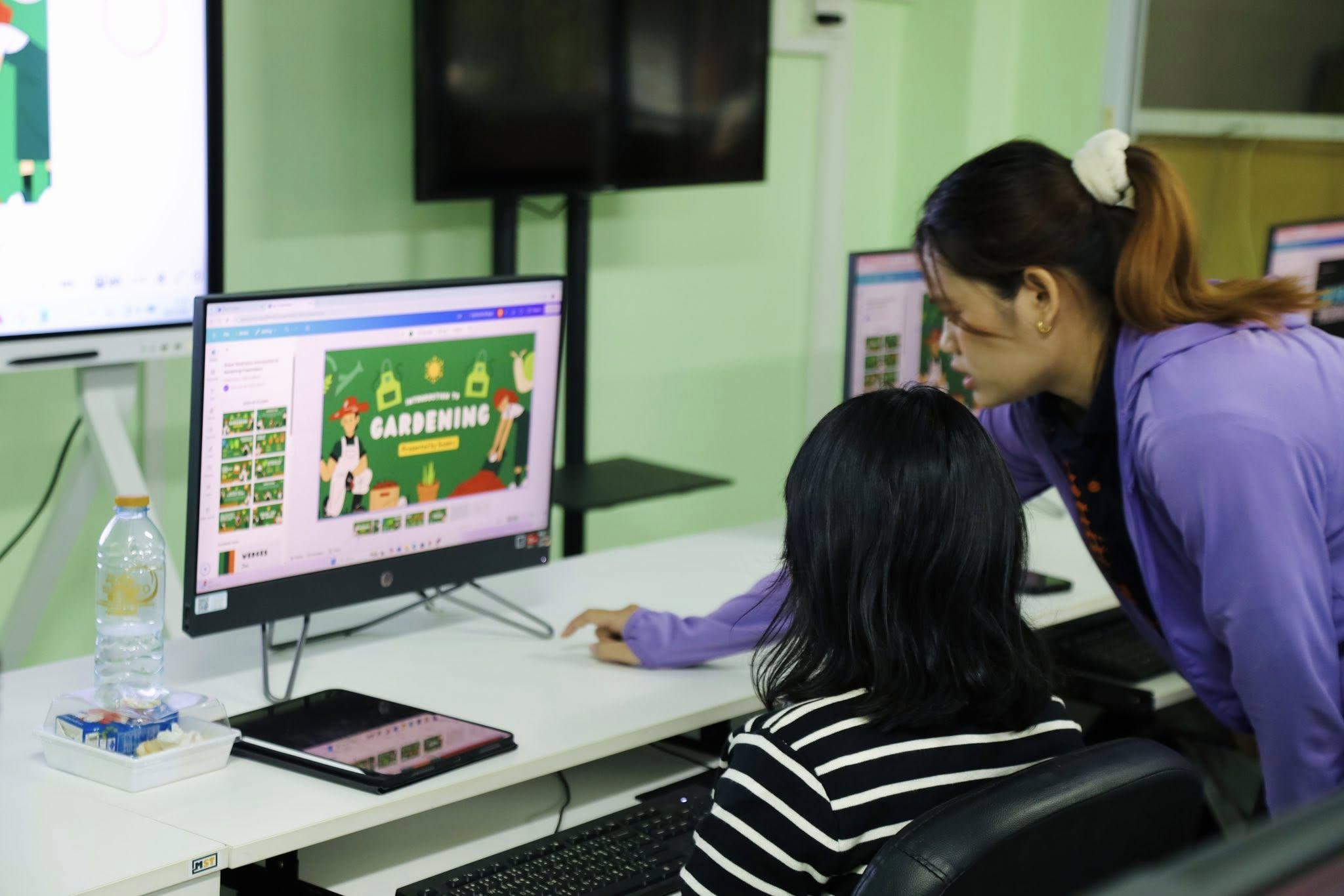 20. วันที่ 19 กรกฎาคม 2568 เรื่อง การตัดต่อวีดีโอและออกแบบกราฟิกเบื้องต้น สำหรับผลิตสื่อประชาสัมพันธ์ สำหรับประชาชนทั่วไป ศูนย์ส่งเสริมการเรียนรู้อำเภอคลองลาน