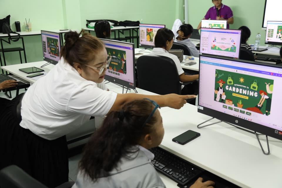 24. วันที่ 19 กรกฎาคม 2568 เรื่อง การตัดต่อวีดีโอและออกแบบกราฟิกเบื้องต้น สำหรับผลิตสื่อประชาสัมพันธ์ สำหรับประชาชนทั่วไป ศูนย์ส่งเสริมการเรียนรู้อำเภอคลองลาน