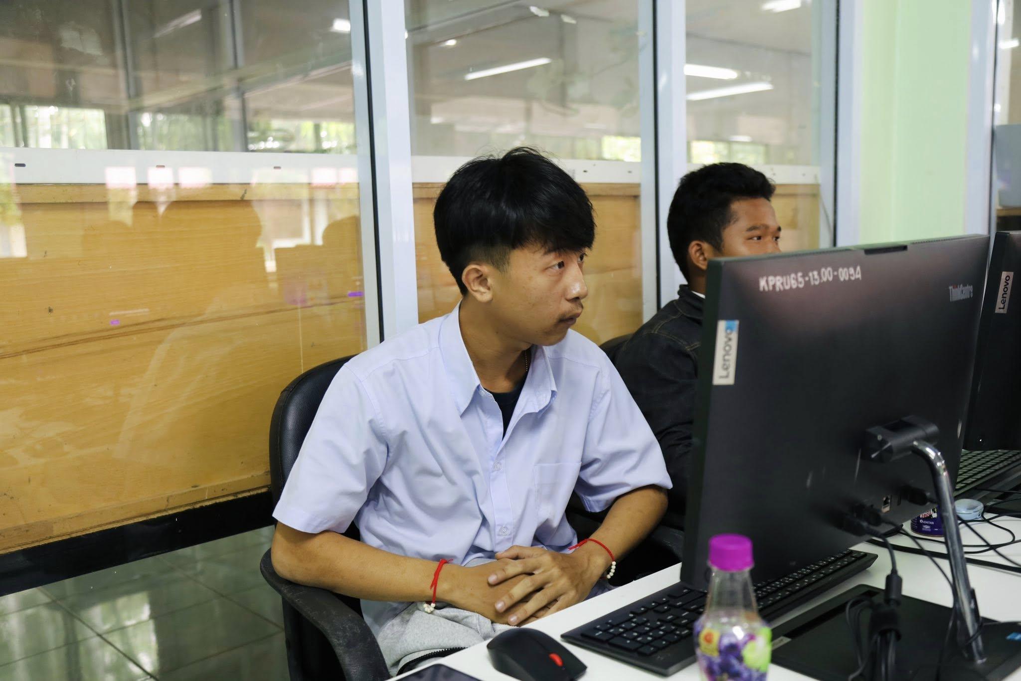 27. วันที่ 19 กรกฎาคม 2568 เรื่อง การตัดต่อวีดีโอและออกแบบกราฟิกเบื้องต้น สำหรับผลิตสื่อประชาสัมพันธ์ สำหรับประชาชนทั่วไป ศูนย์ส่งเสริมการเรียนรู้อำเภอคลองลาน