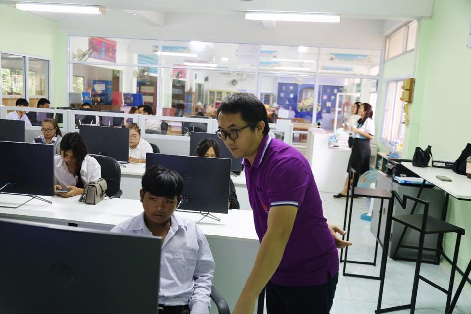 39. วันที่ 19 กรกฎาคม 2568 เรื่อง การตัดต่อวีดีโอและออกแบบกราฟิกเบื้องต้น สำหรับผลิตสื่อประชาสัมพันธ์ สำหรับประชาชนทั่วไป ศูนย์ส่งเสริมการเรียนรู้อำเภอคลองลาน