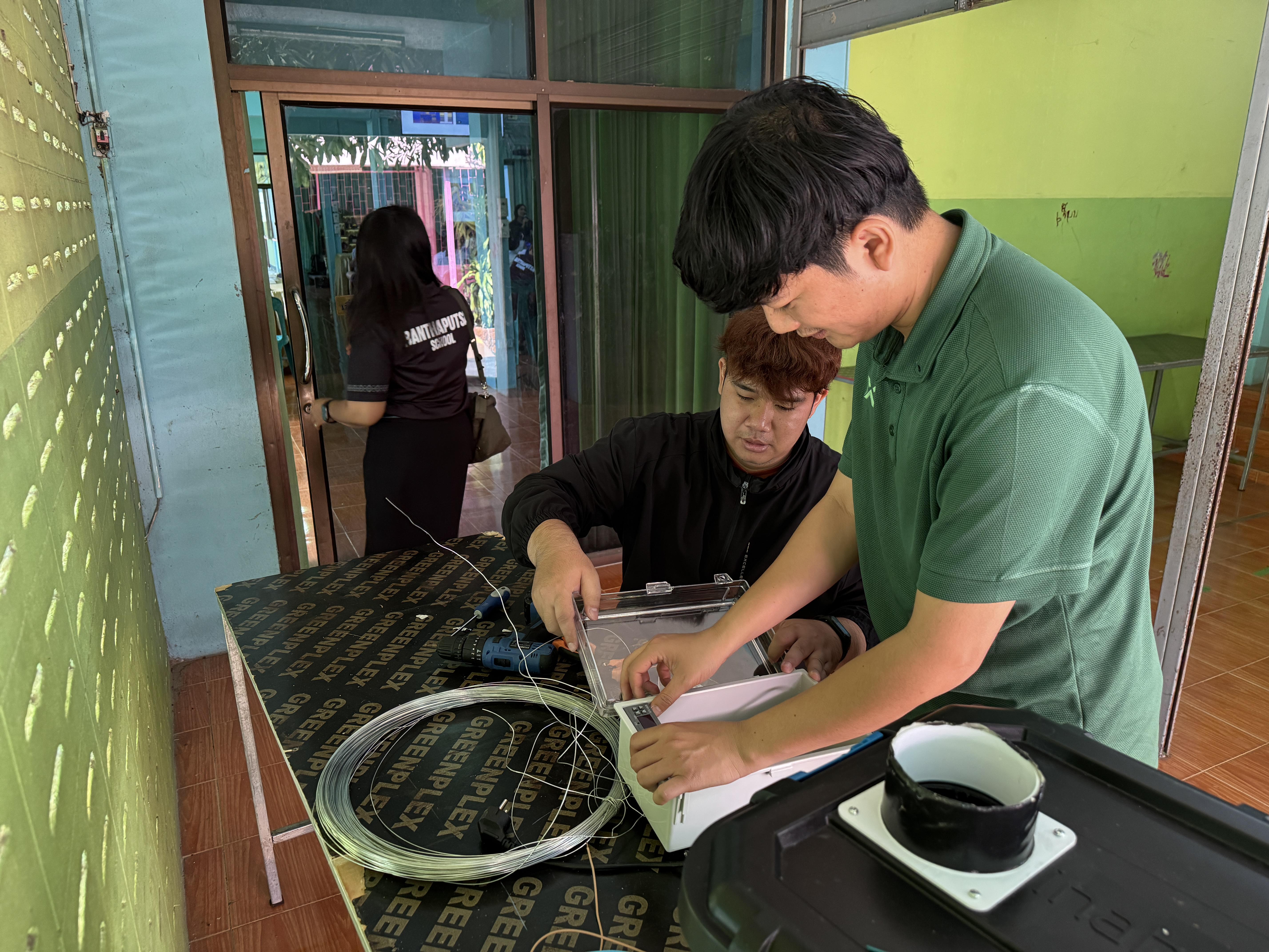 42. วันที่ 28 กุมภาพันธ์ 2569  เรื่อง การสร้างระบบอินเตอร์เน็ตของสรรพสิ่ง (IOT) สำหรับงานเกษตรอัจฉริยะ (Smart Farm) สำหรับนักเรียน รร.ท่าพุทรา