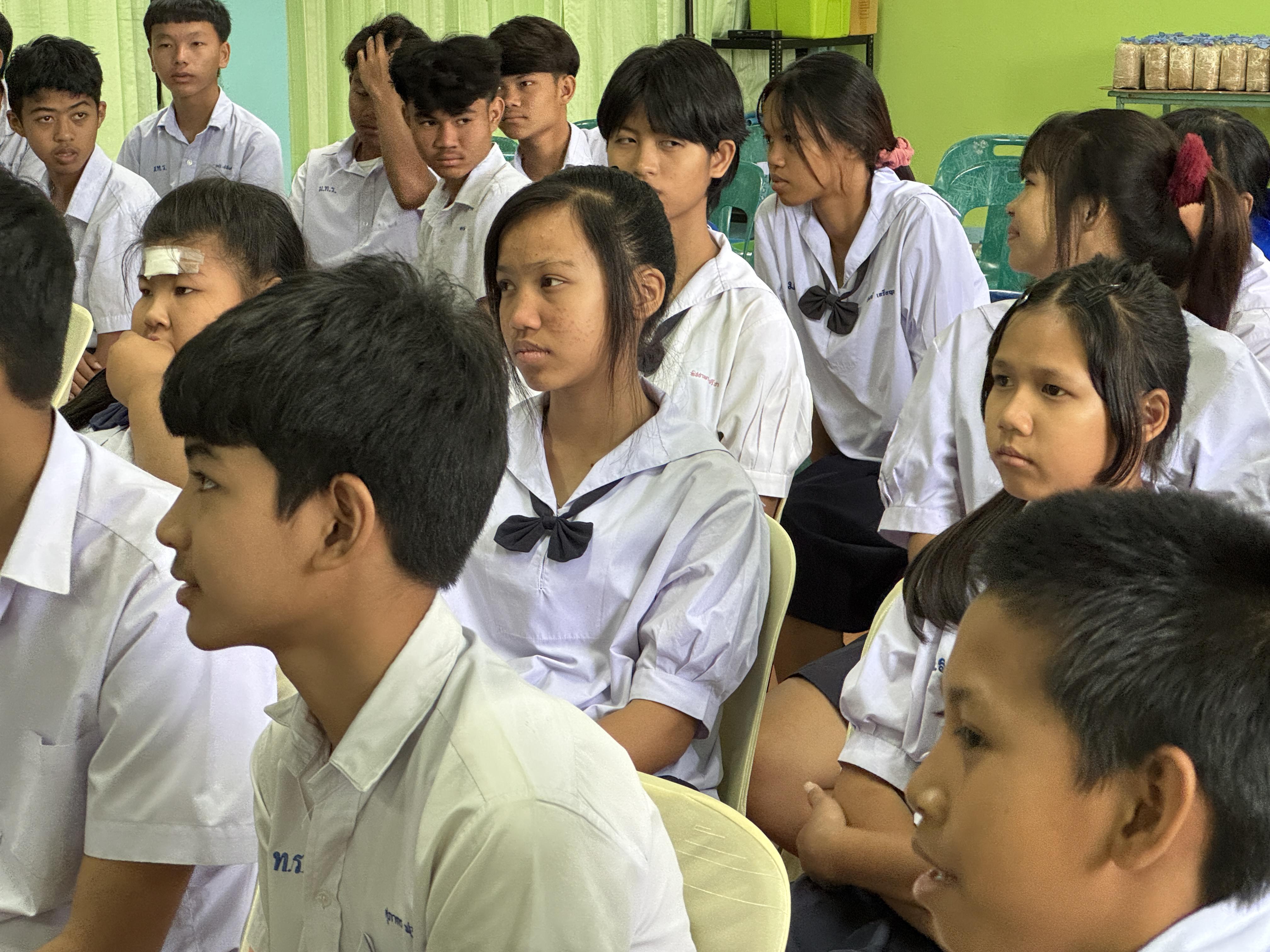 44. วันที่ 28 กุมภาพันธ์ 2569  เรื่อง การสร้างระบบอินเตอร์เน็ตของสรรพสิ่ง (IOT) สำหรับงานเกษตรอัจฉริยะ (Smart Farm) สำหรับนักเรียน รร.ท่าพุทรา
