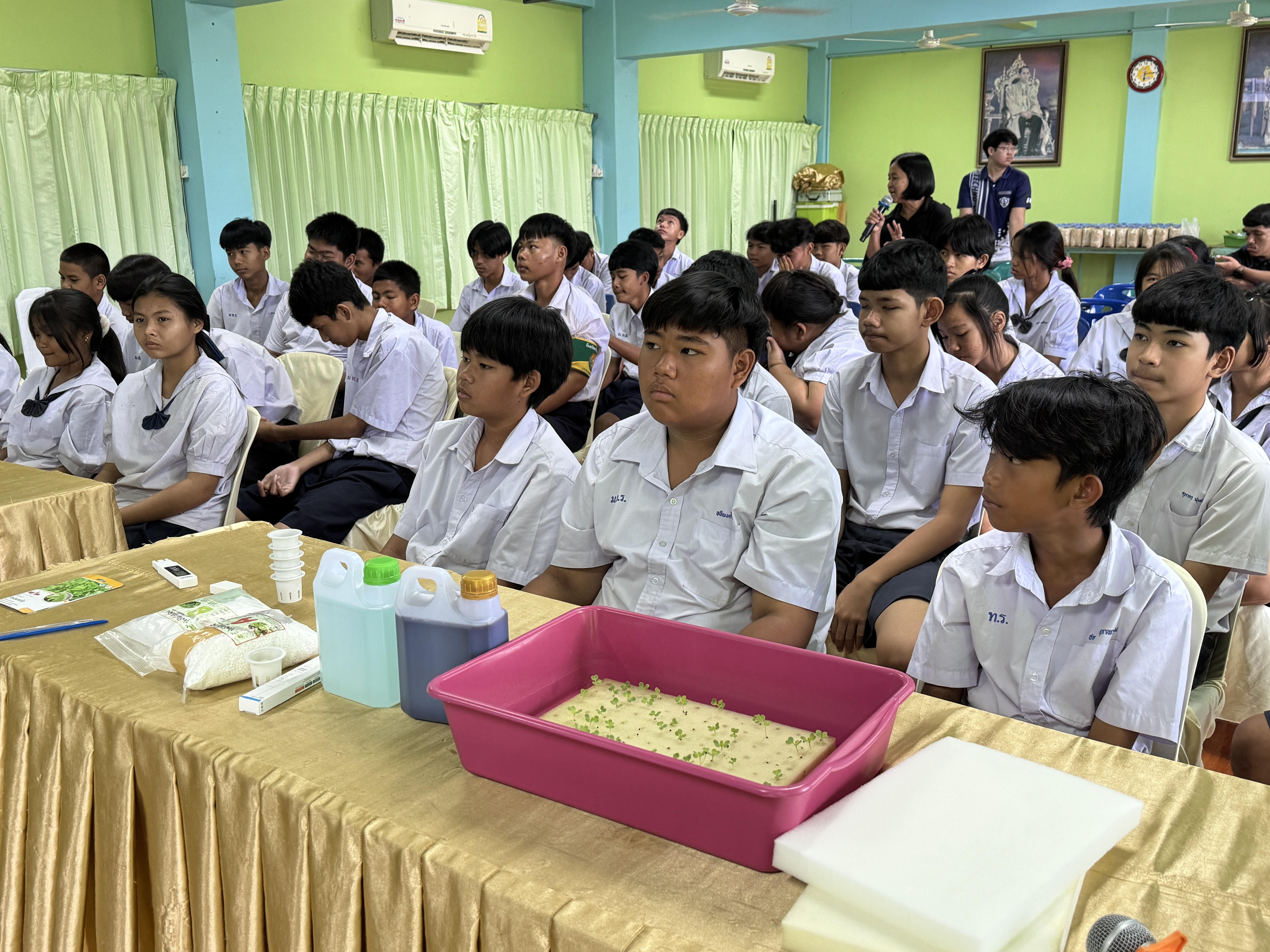 47. วันที่ 28 กุมภาพันธ์ 2569  เรื่อง การสร้างระบบอินเตอร์เน็ตของสรรพสิ่ง (IOT) สำหรับงานเกษตรอัจฉริยะ (Smart Farm) สำหรับนักเรียน รร.ท่าพุทรา