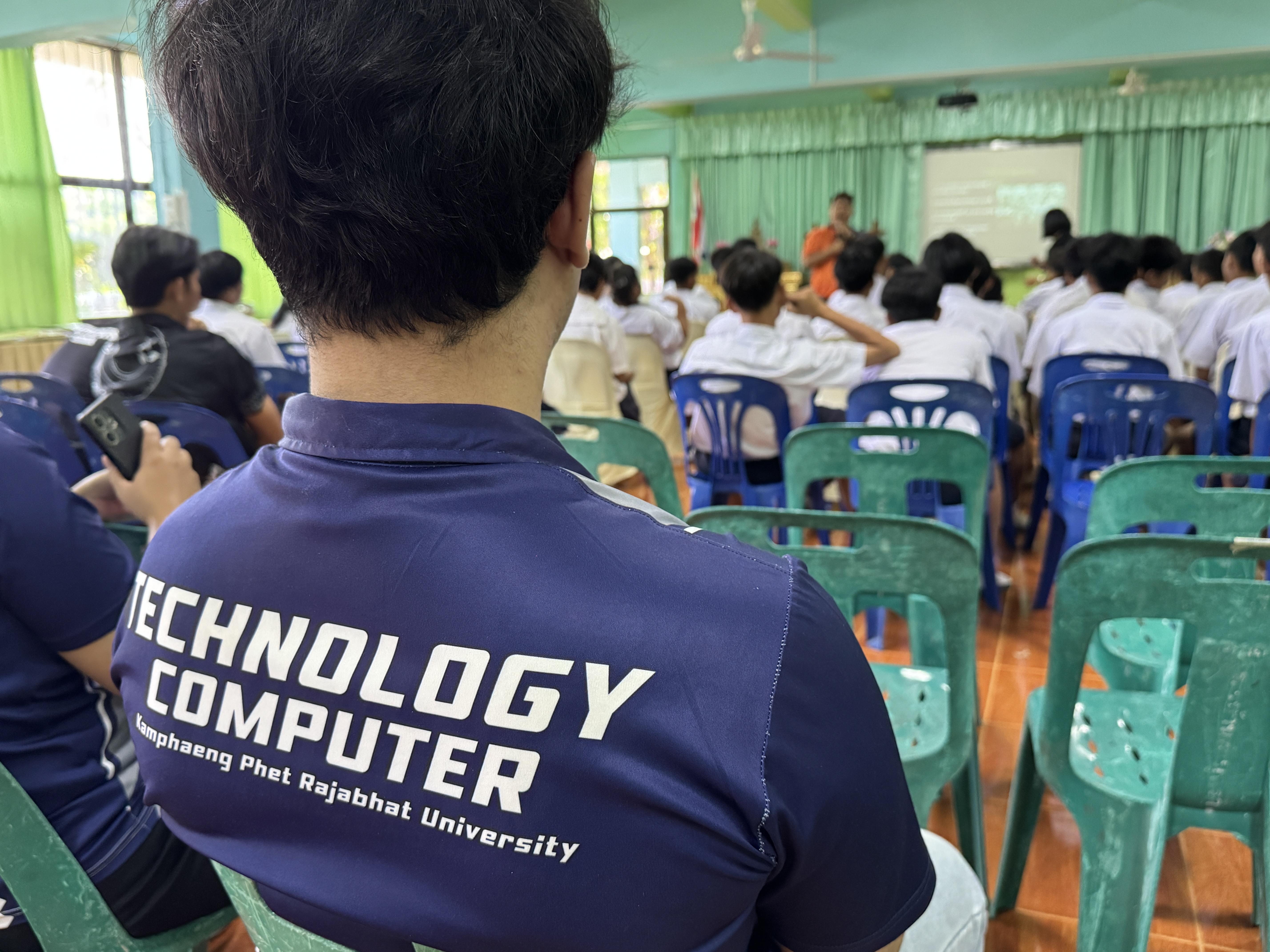 63. วันที่ 28 กุมภาพันธ์ 2569  เรื่อง การสร้างระบบอินเตอร์เน็ตของสรรพสิ่ง (IOT) สำหรับงานเกษตรอัจฉริยะ (Smart Farm) สำหรับนักเรียน รร.ท่าพุทรา