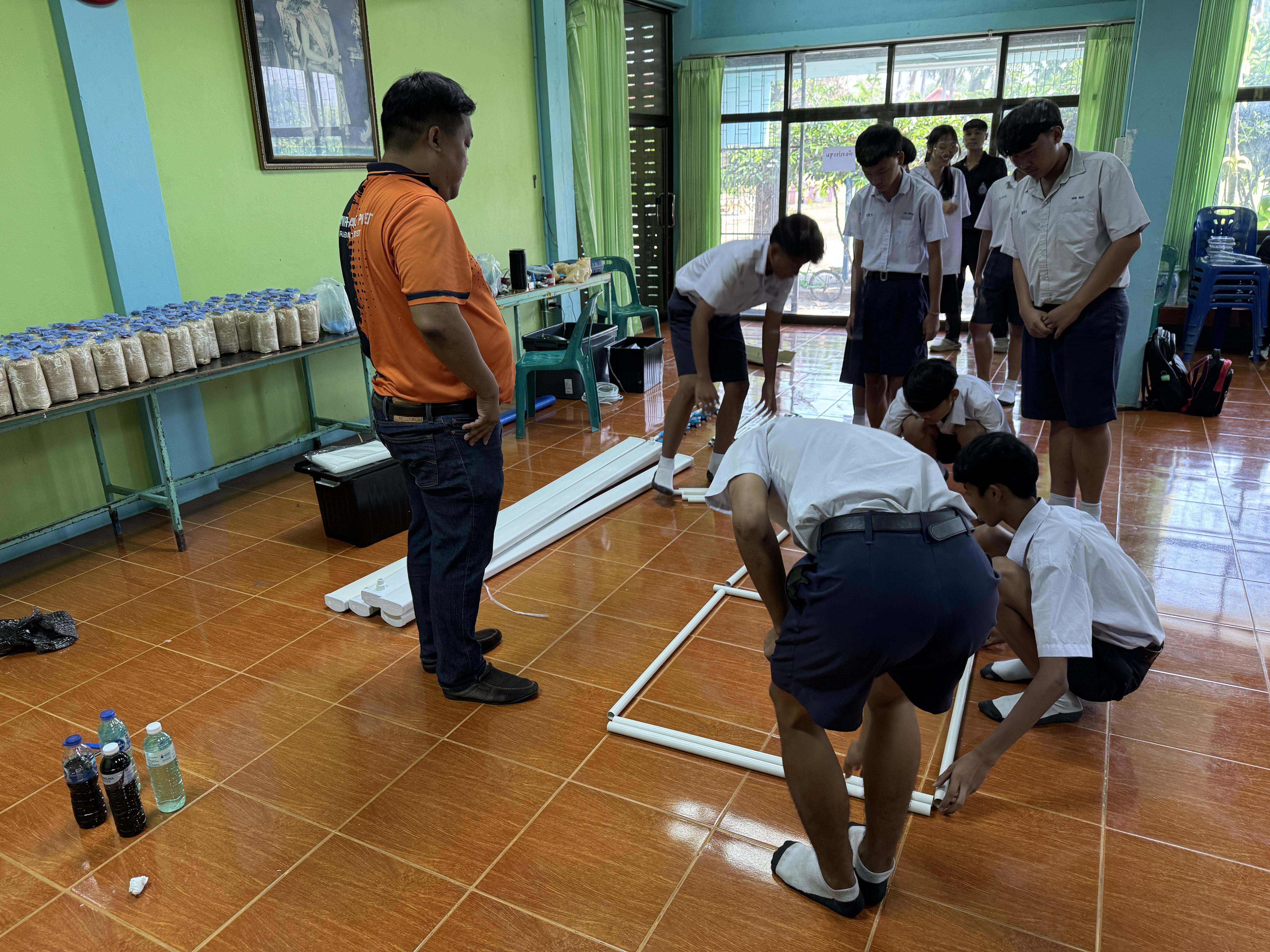 68. วันที่ 28 กุมภาพันธ์ 2569  เรื่อง การสร้างระบบอินเตอร์เน็ตของสรรพสิ่ง (IOT) สำหรับงานเกษตรอัจฉริยะ (Smart Farm) สำหรับนักเรียน รร.ท่าพุทรา