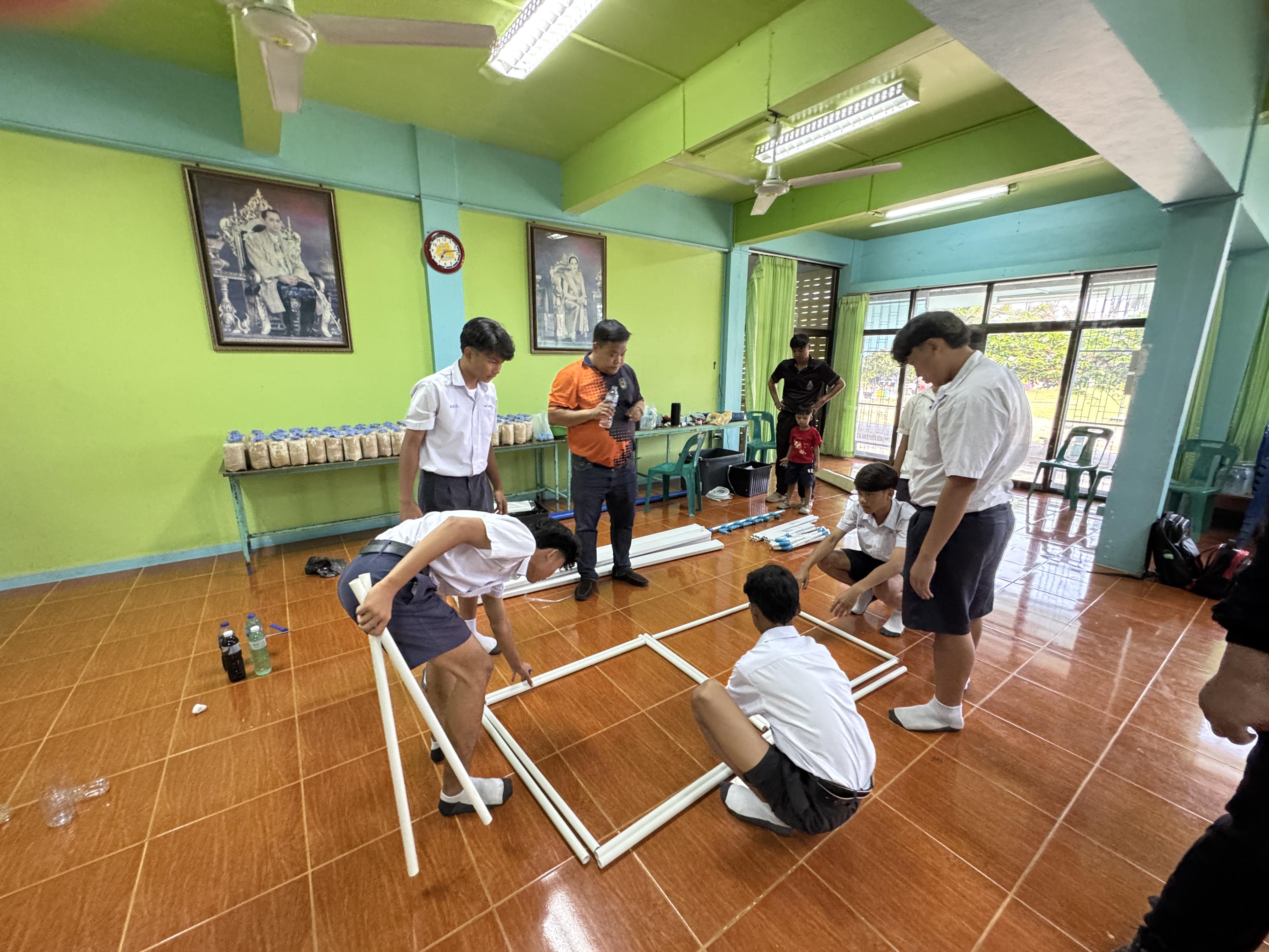 69. วันที่ 28 กุมภาพันธ์ 2569  เรื่อง การสร้างระบบอินเตอร์เน็ตของสรรพสิ่ง (IOT) สำหรับงานเกษตรอัจฉริยะ (Smart Farm) สำหรับนักเรียน รร.ท่าพุทรา