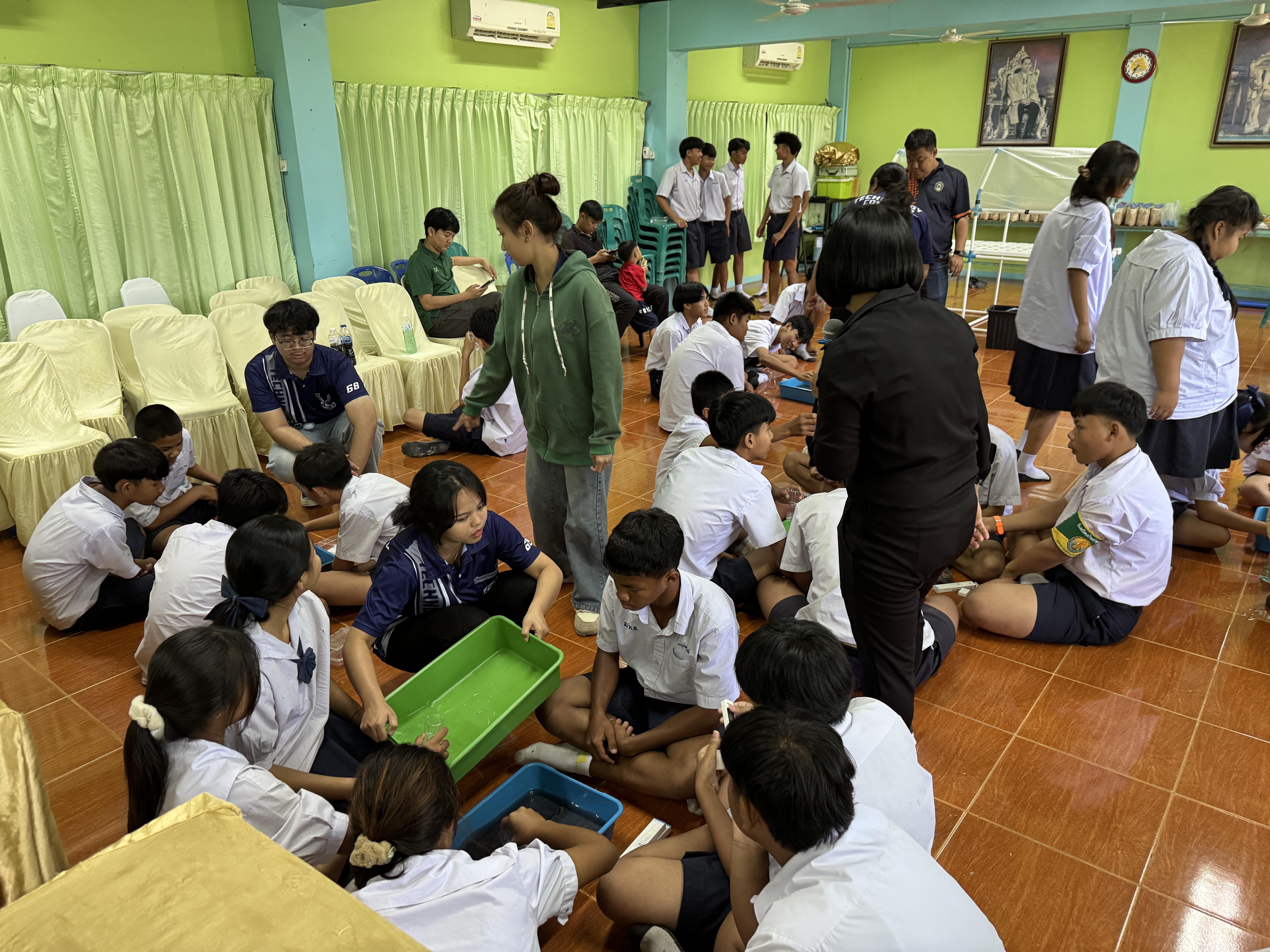 96. วันที่ 28 กุมภาพันธ์ 2569  เรื่อง การสร้างระบบอินเตอร์เน็ตของสรรพสิ่ง (IOT) สำหรับงานเกษตรอัจฉริยะ (Smart Farm) สำหรับนักเรียน รร.ท่าพุทรา