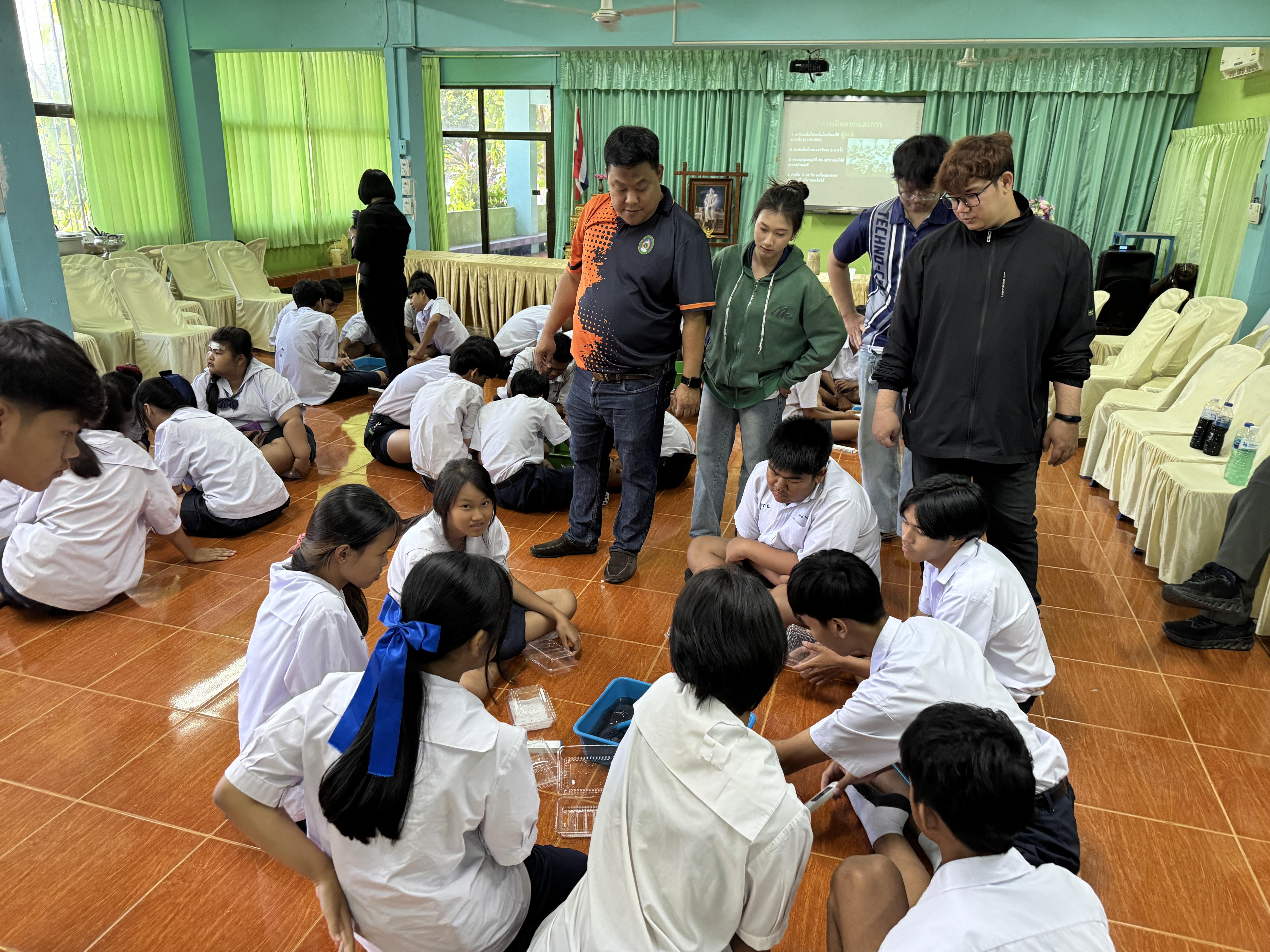 97. วันที่ 28 กุมภาพันธ์ 2569  เรื่อง การสร้างระบบอินเตอร์เน็ตของสรรพสิ่ง (IOT) สำหรับงานเกษตรอัจฉริยะ (Smart Farm) สำหรับนักเรียน รร.ท่าพุทรา