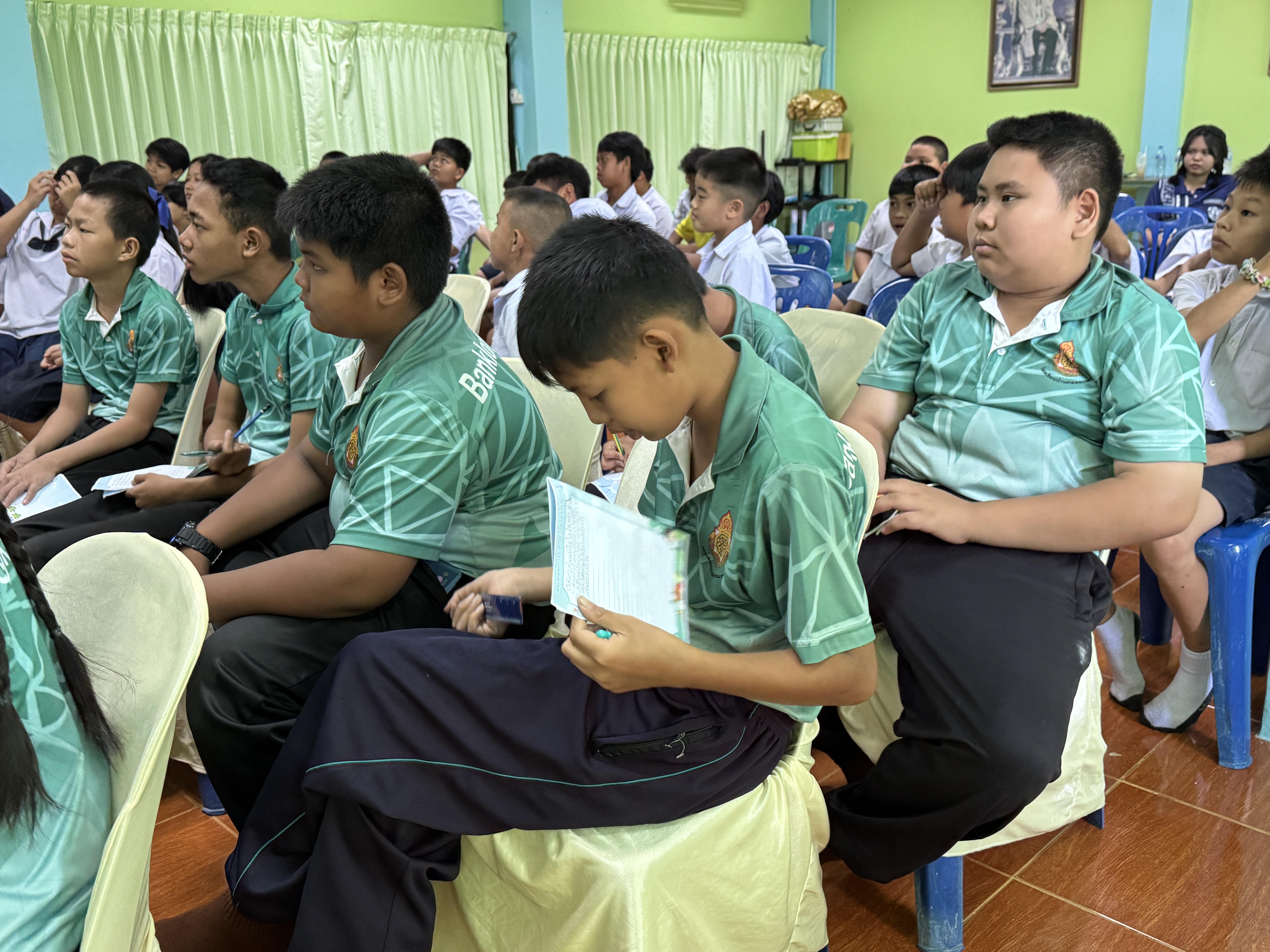 2. วันที่ 15 มีนาคม 2569 เรื่อง การสร้างระบบอินเตอร์เน็ตของสรรพสิ่ง (IOT) สำหรับงานเกษตรอัจฉริยะ (Smart Farm) สำหรับนักเรียน รร.ท่าพุทรา และโรงเรียนคลองแขยง