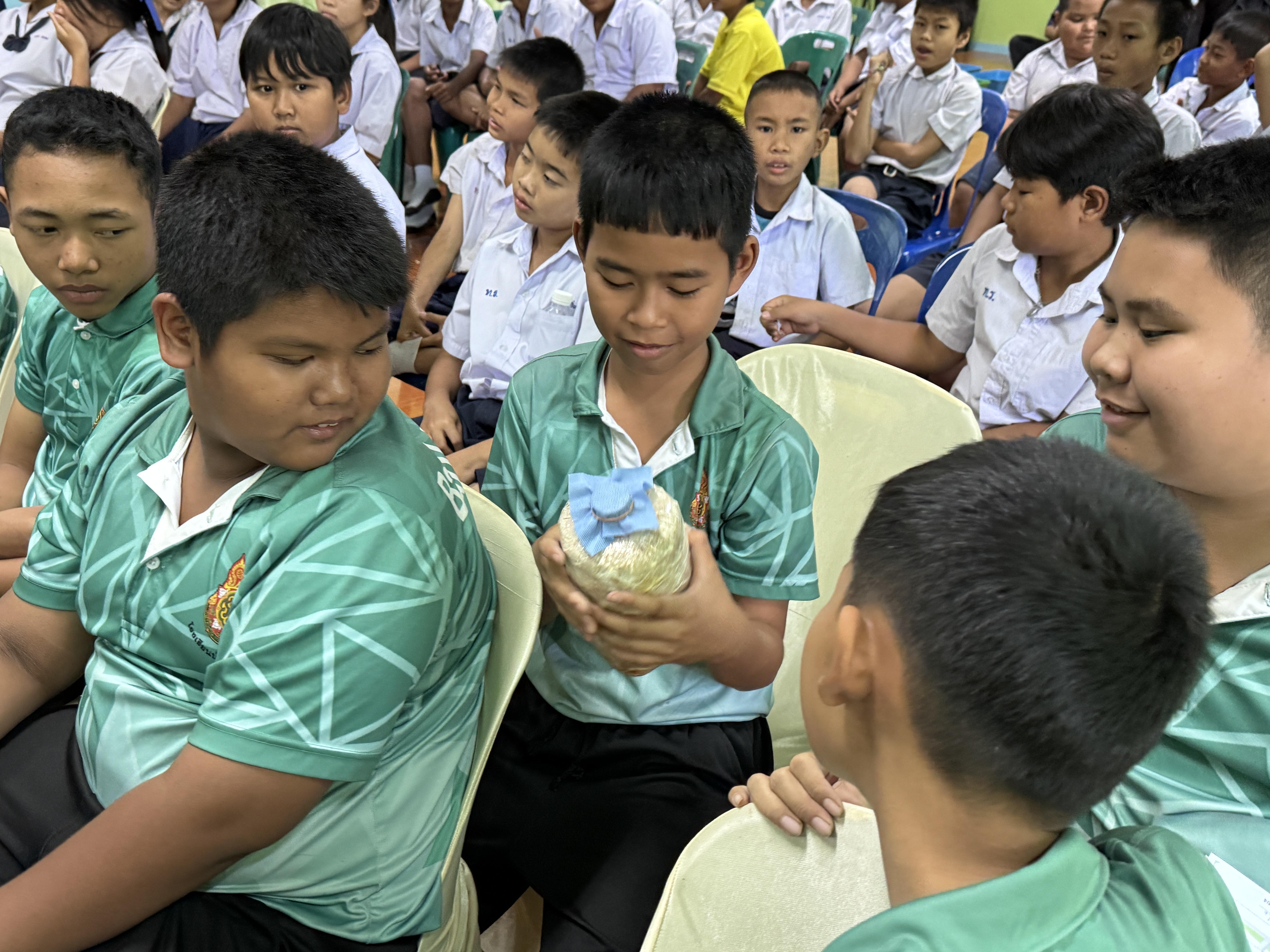 8. วันที่ 15 มีนาคม 2569 เรื่อง การสร้างระบบอินเตอร์เน็ตของสรรพสิ่ง (IOT) สำหรับงานเกษตรอัจฉริยะ (Smart Farm) สำหรับนักเรียน รร.ท่าพุทรา และโรงเรียนคลองแขยง