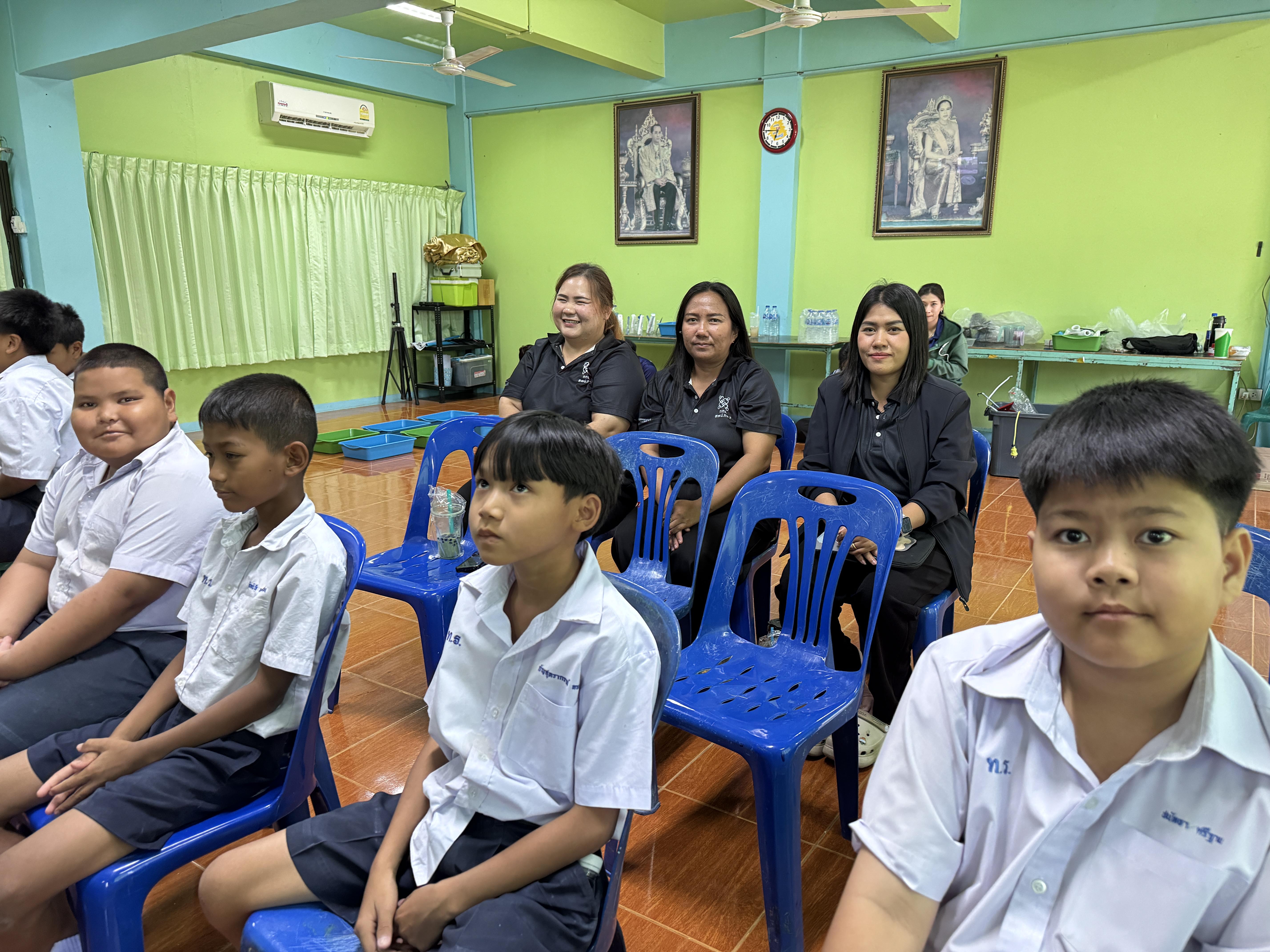 15. วันที่ 15 มีนาคม 2569 เรื่อง การสร้างระบบอินเตอร์เน็ตของสรรพสิ่ง (IOT) สำหรับงานเกษตรอัจฉริยะ (Smart Farm) สำหรับนักเรียน รร.ท่าพุทรา และโรงเรียนคลองแขยง