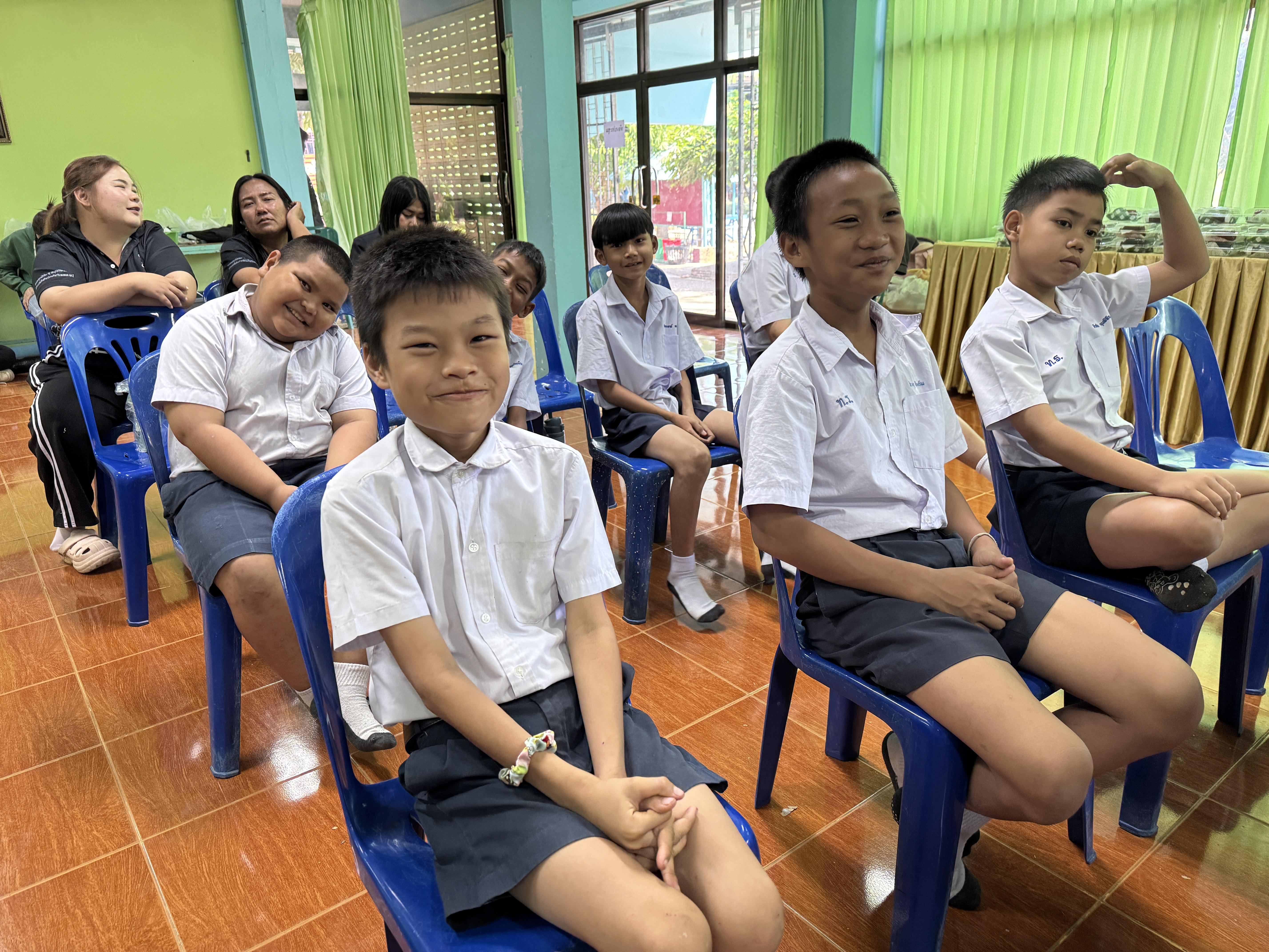 18. วันที่ 15 มีนาคม 2569 เรื่อง การสร้างระบบอินเตอร์เน็ตของสรรพสิ่ง (IOT) สำหรับงานเกษตรอัจฉริยะ (Smart Farm) สำหรับนักเรียน รร.ท่าพุทรา และโรงเรียนคลองแขยง