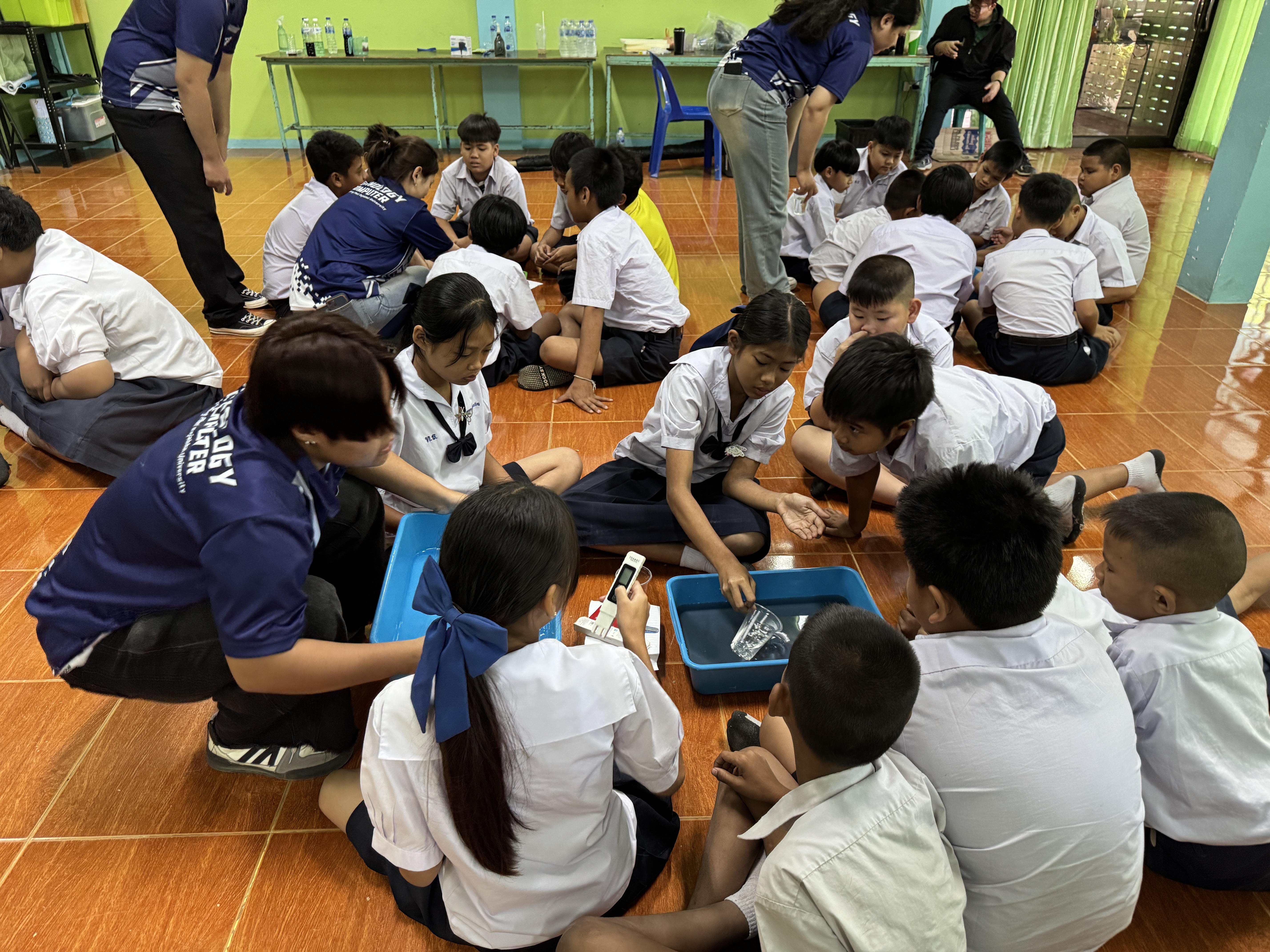 60. วันที่ 15 มีนาคม 2569 เรื่อง การสร้างระบบอินเตอร์เน็ตของสรรพสิ่ง (IOT) สำหรับงานเกษตรอัจฉริยะ (Smart Farm) สำหรับนักเรียน รร.ท่าพุทรา และโรงเรียนคลองแขยง