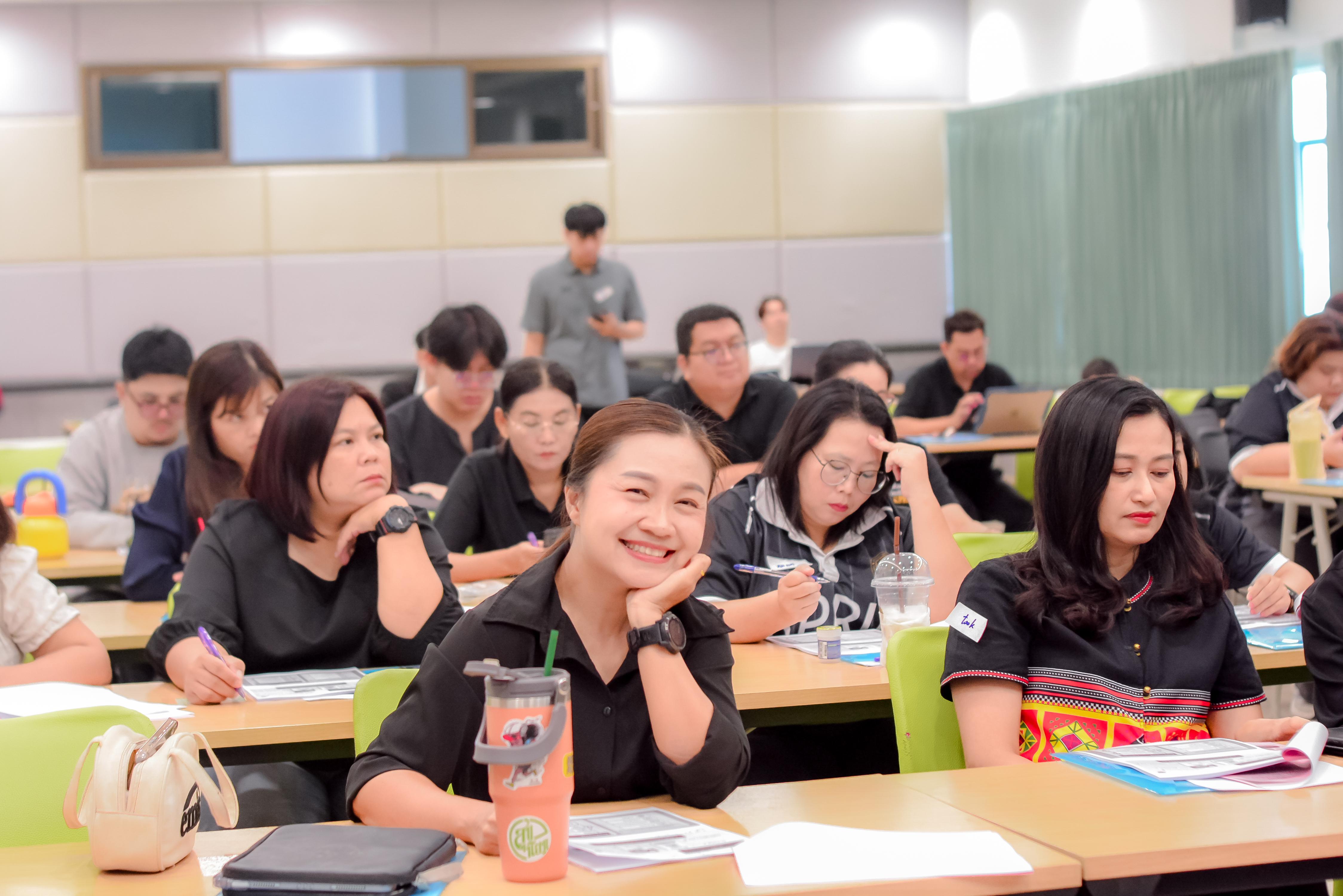 23. วันที่ 12 พฤษภาคม 2569 กิจกรรมอบรมเสริมสร้างความรู้ความเข้าใจและแนวปฏิบัติเกี่ยวกับพระราชบัญญัติคุ้มครองข้อมูลส่วนบุคคล (PDPA) สำหรับบุคลากรสายสนับสนุน