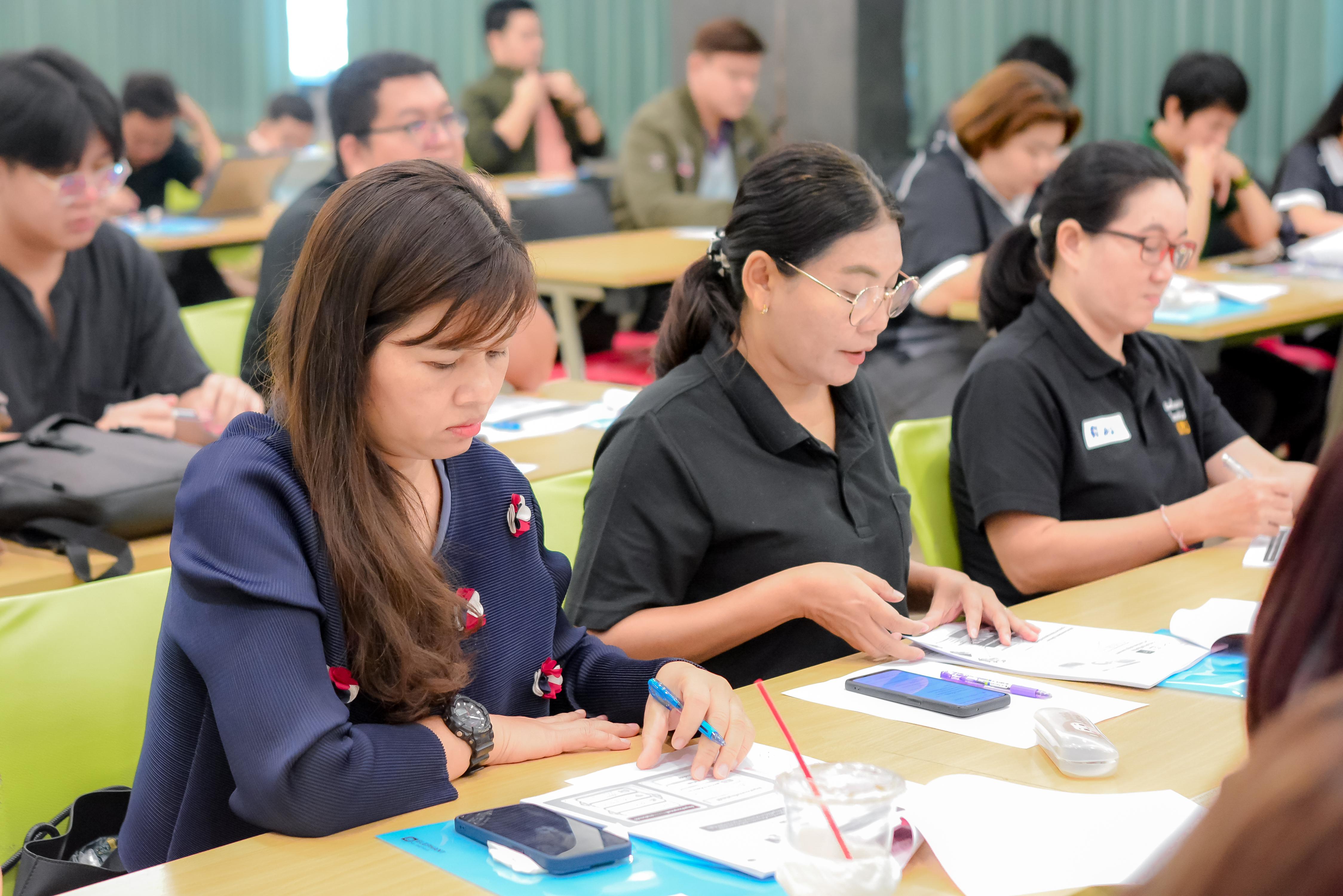 32. วันที่ 12 พฤษภาคม 2569 กิจกรรมอบรมเสริมสร้างความรู้ความเข้าใจและแนวปฏิบัติเกี่ยวกับพระราชบัญญัติคุ้มครองข้อมูลส่วนบุคคล (PDPA) สำหรับบุคลากรสายสนับสนุน