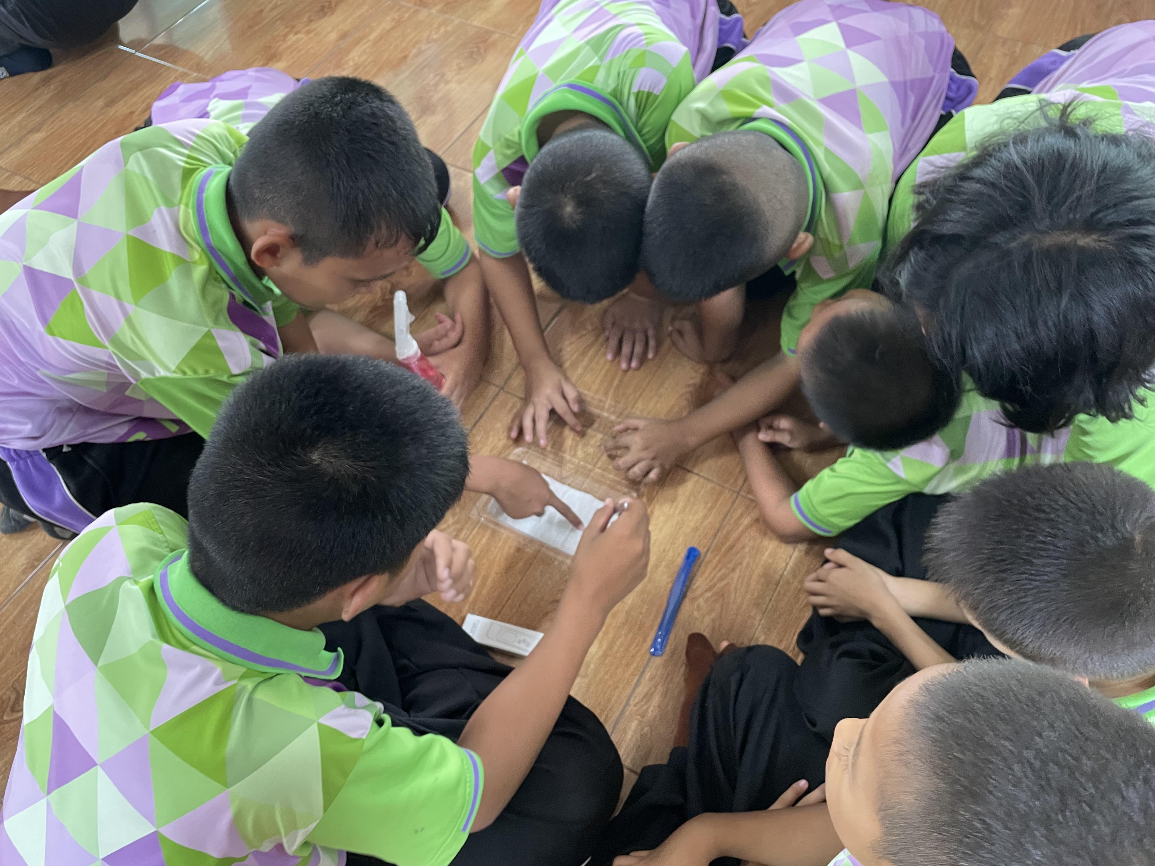 41. วันที่ 15 กรกฎาคม 2569 เรื่อง การประยุกต์ใช้ AI สำหรับงานเกษตรอัจฉริยะ (Smart Farm) สำหรับประชาชนทุกช่วงวัย สำหรับนักเรียน ณ รร.บ้านร้อยไร่