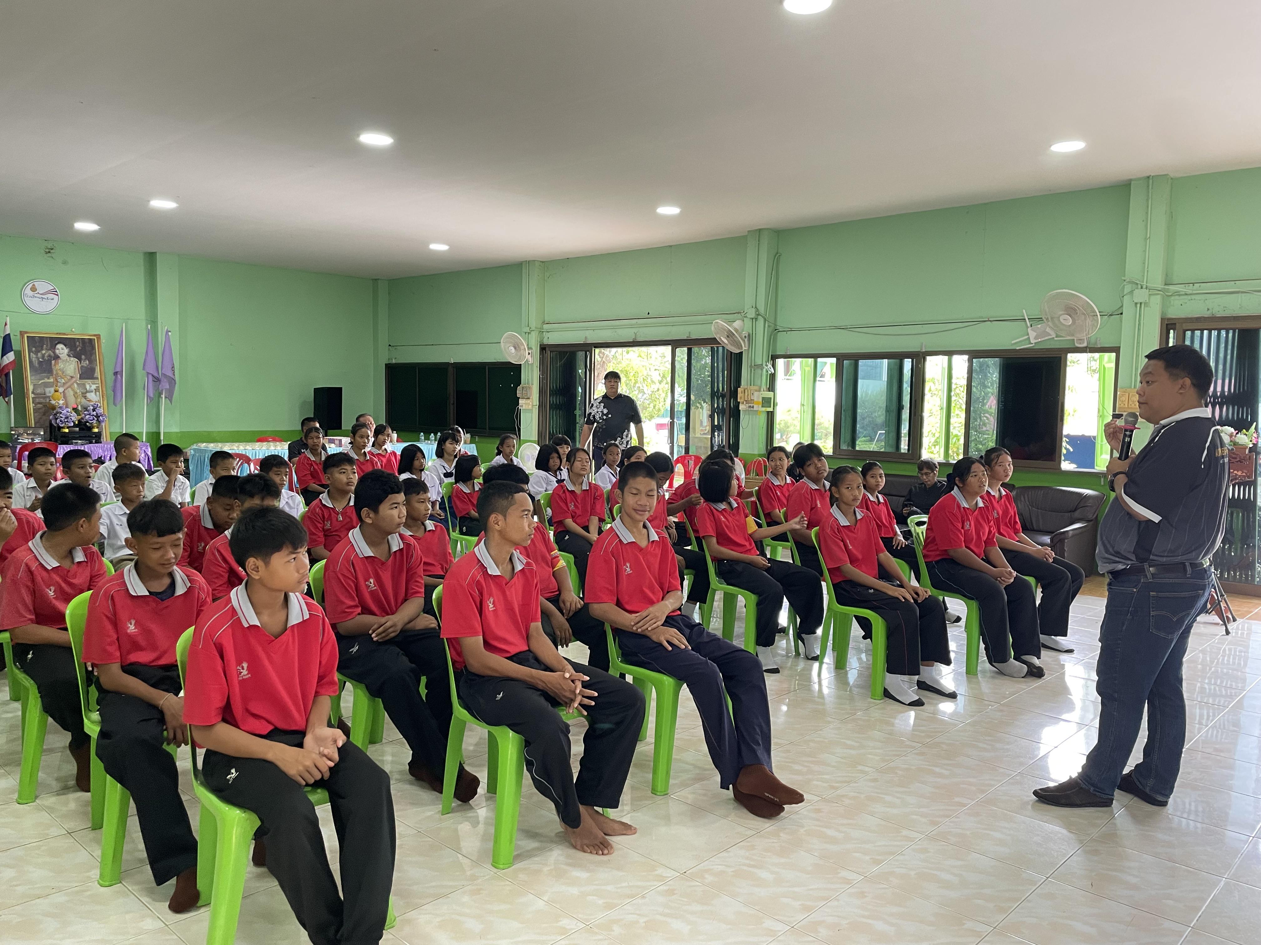 9. วันที่ 16 กรกฎาคม 2569 เรื่อง การประยุกต์ใช้ AI สำหรับงานเกษตรอัจฉริยะ (Smart Farm) สำหรับประชาชนทุกช่วงวัย สำหรับนักเรียน ณ รร.บ้านทรัพย์มะนาว