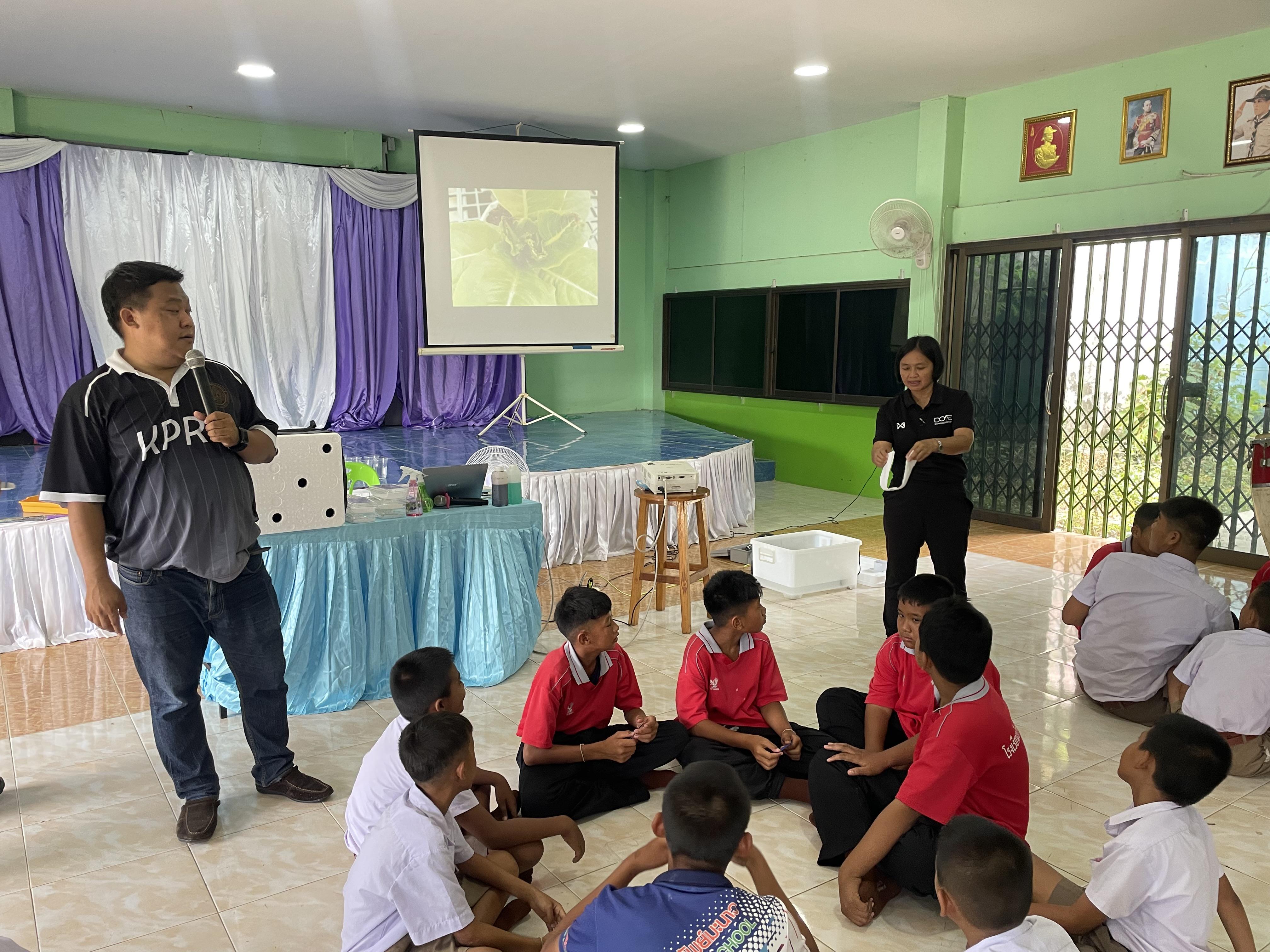 34. วันที่ 16 กรกฎาคม 2569 เรื่อง การประยุกต์ใช้ AI สำหรับงานเกษตรอัจฉริยะ (Smart Farm) สำหรับประชาชนทุกช่วงวัย สำหรับนักเรียน ณ รร.บ้านทรัพย์มะนาว