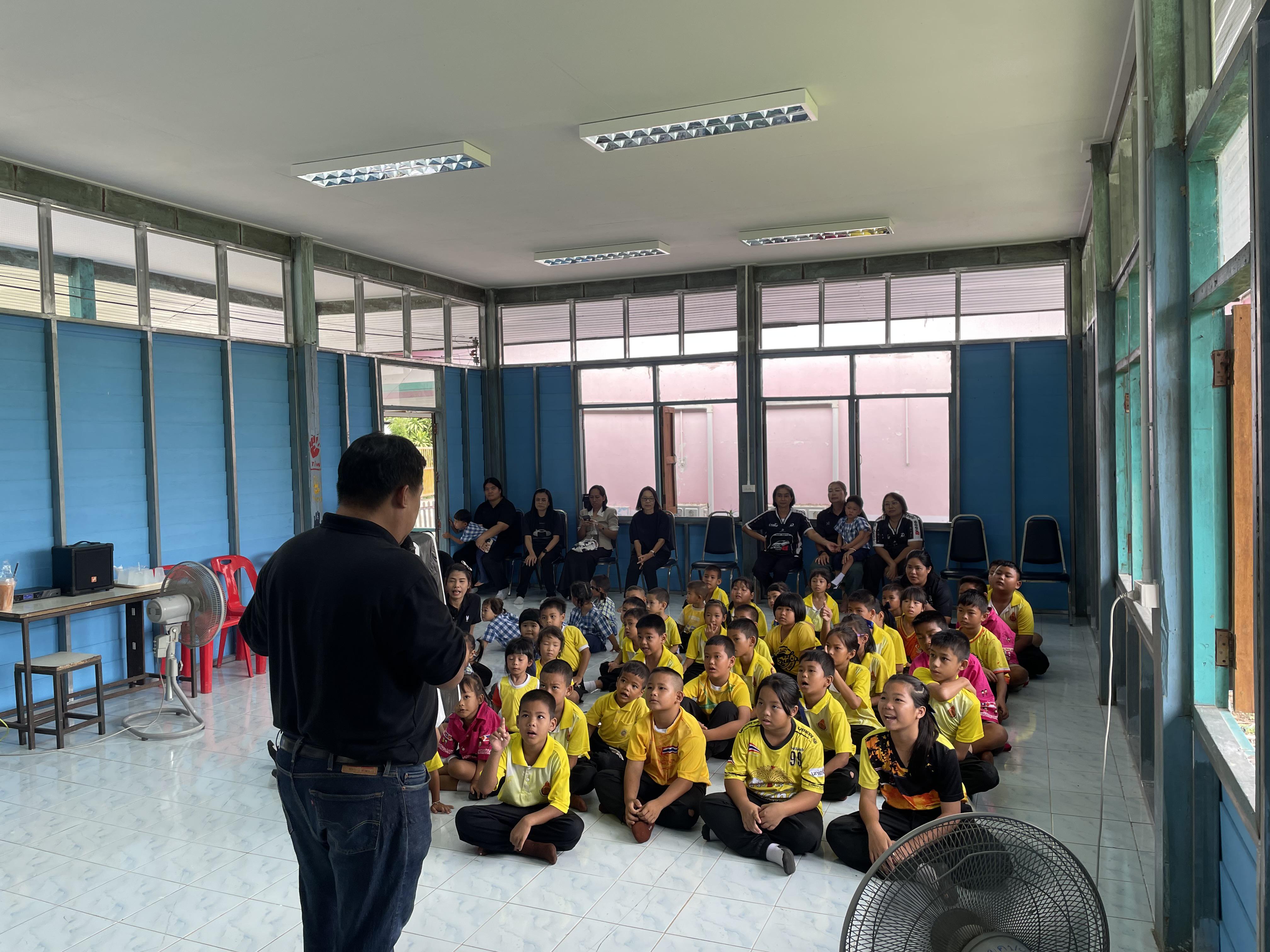 14. วันที่ 17 กรกฎาคม 2569 เรื่อง การประยุกต์ใช้ AI สำหรับงานเกษตรอัจฉริยะ (Smart Farm) สำหรับประชาชนทุกช่วงวัย สำหรับนักเรียน ณ รร.บ้านมาบคล้า
