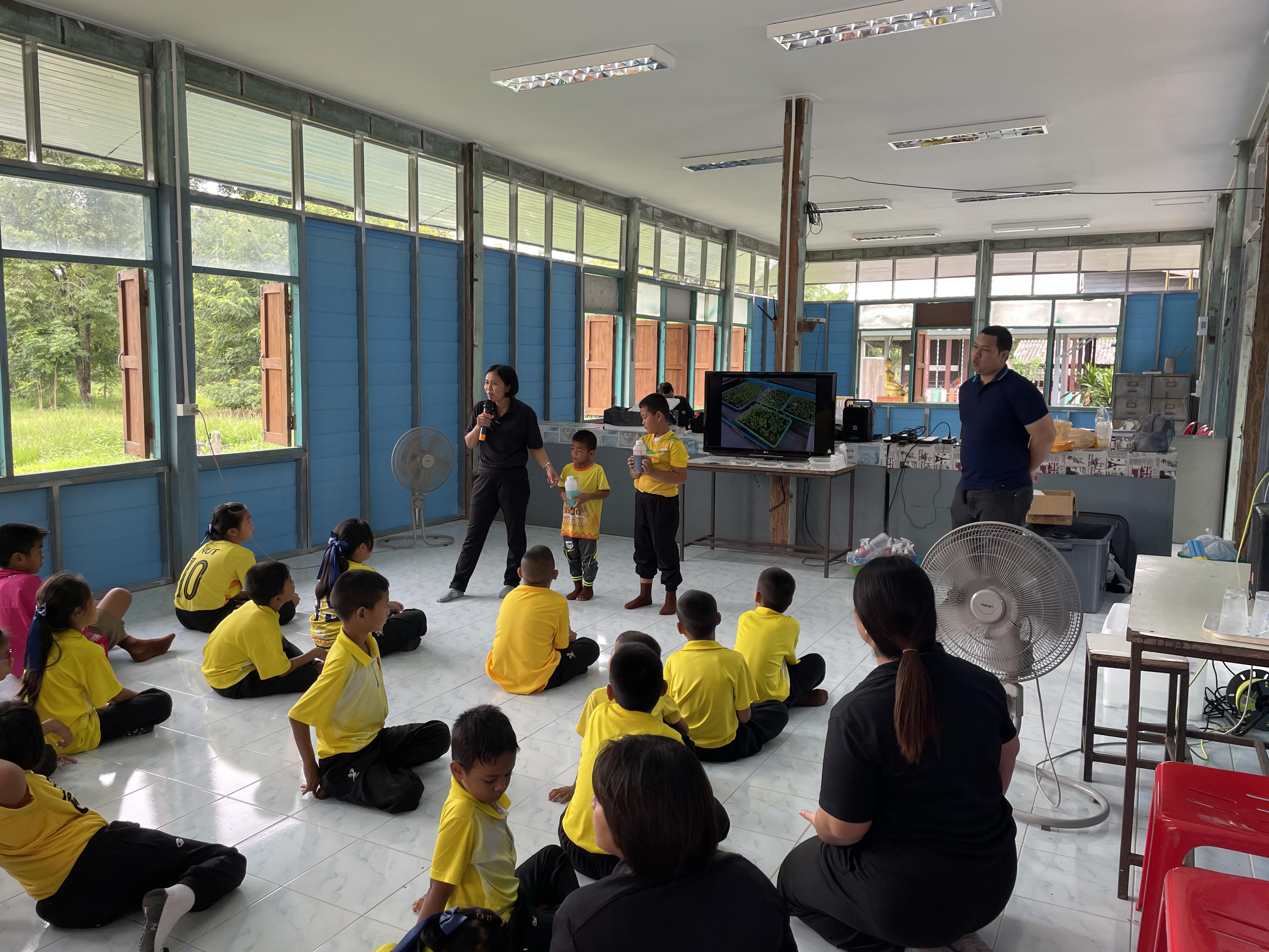 29. วันที่ 17 กรกฎาคม 2569 เรื่อง การประยุกต์ใช้ AI สำหรับงานเกษตรอัจฉริยะ (Smart Farm) สำหรับประชาชนทุกช่วงวัย สำหรับนักเรียน ณ รร.บ้านมาบคล้า