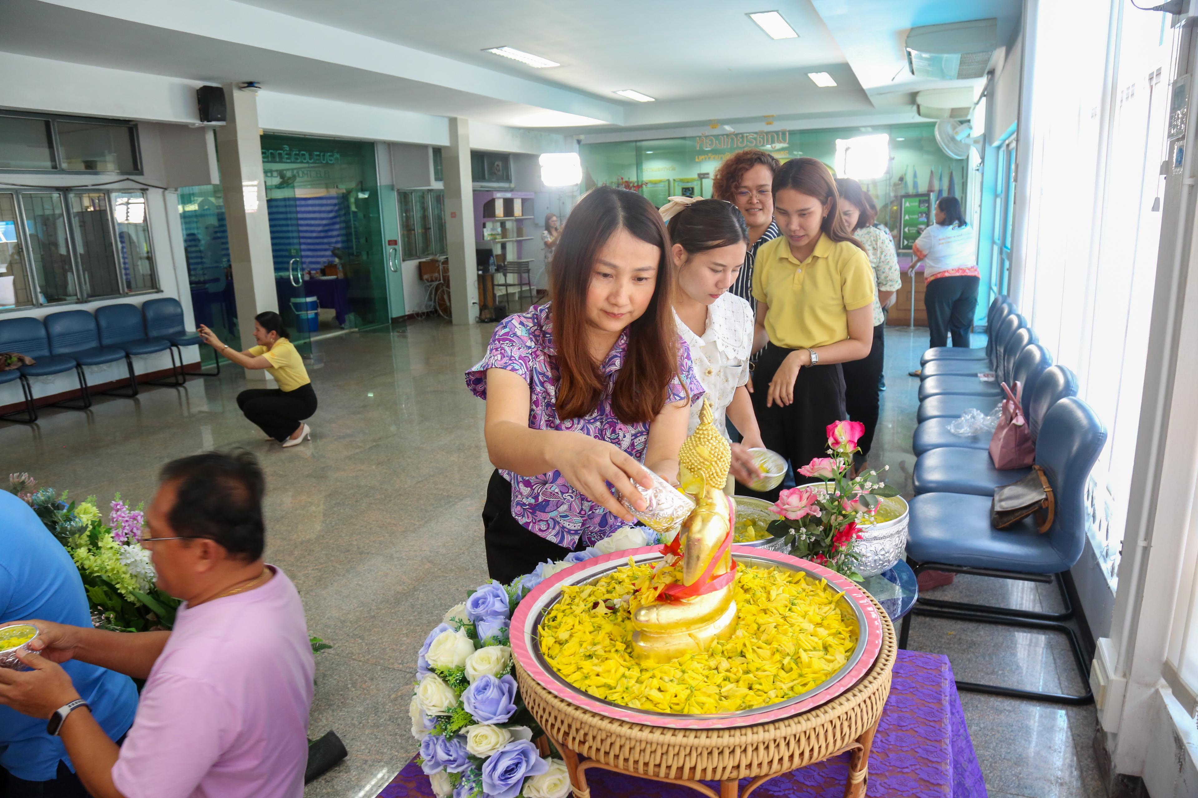 12. กิจกรรมสืบสานประเพณีวันสงกรานต์ ประจำปี พ.ศ.2567