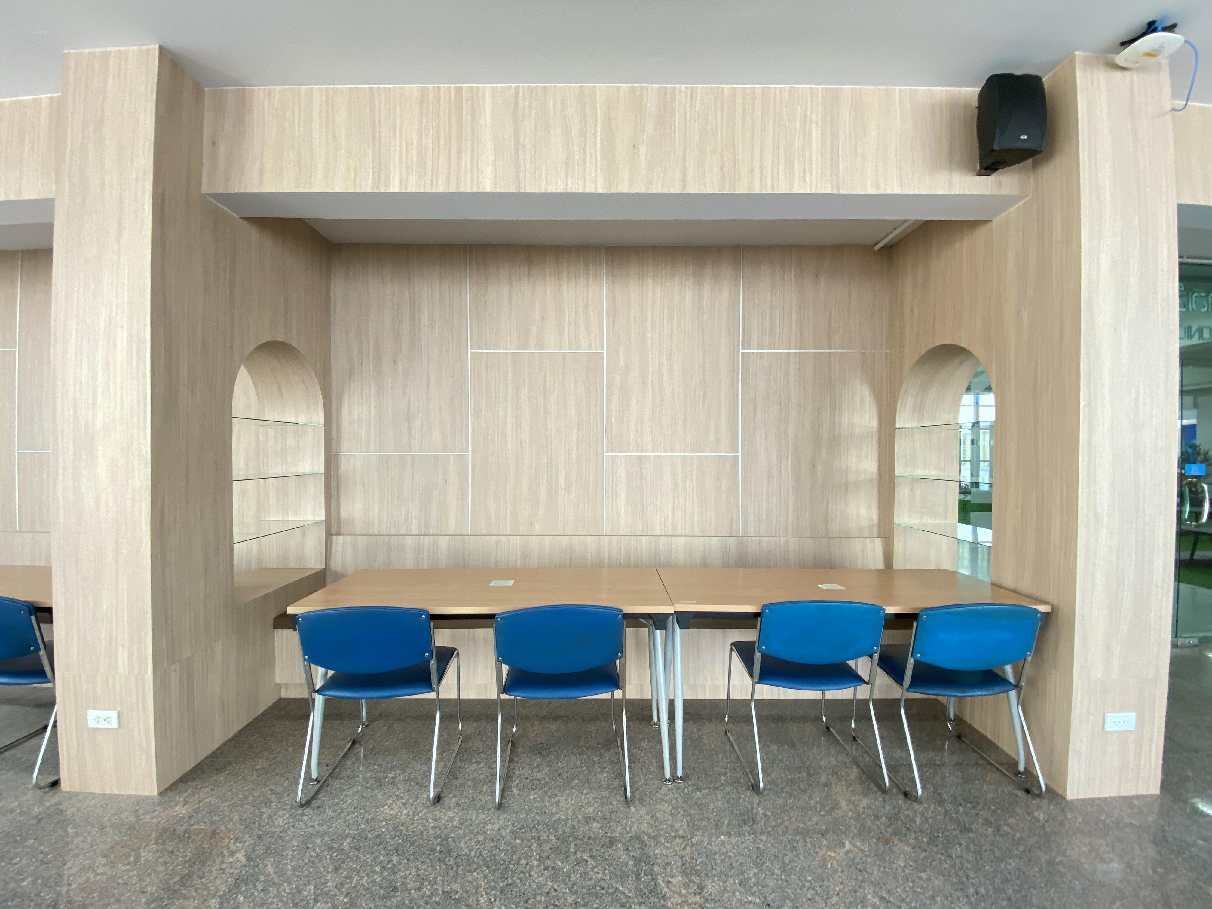 17. อาคารบรรณราชนครินทร์