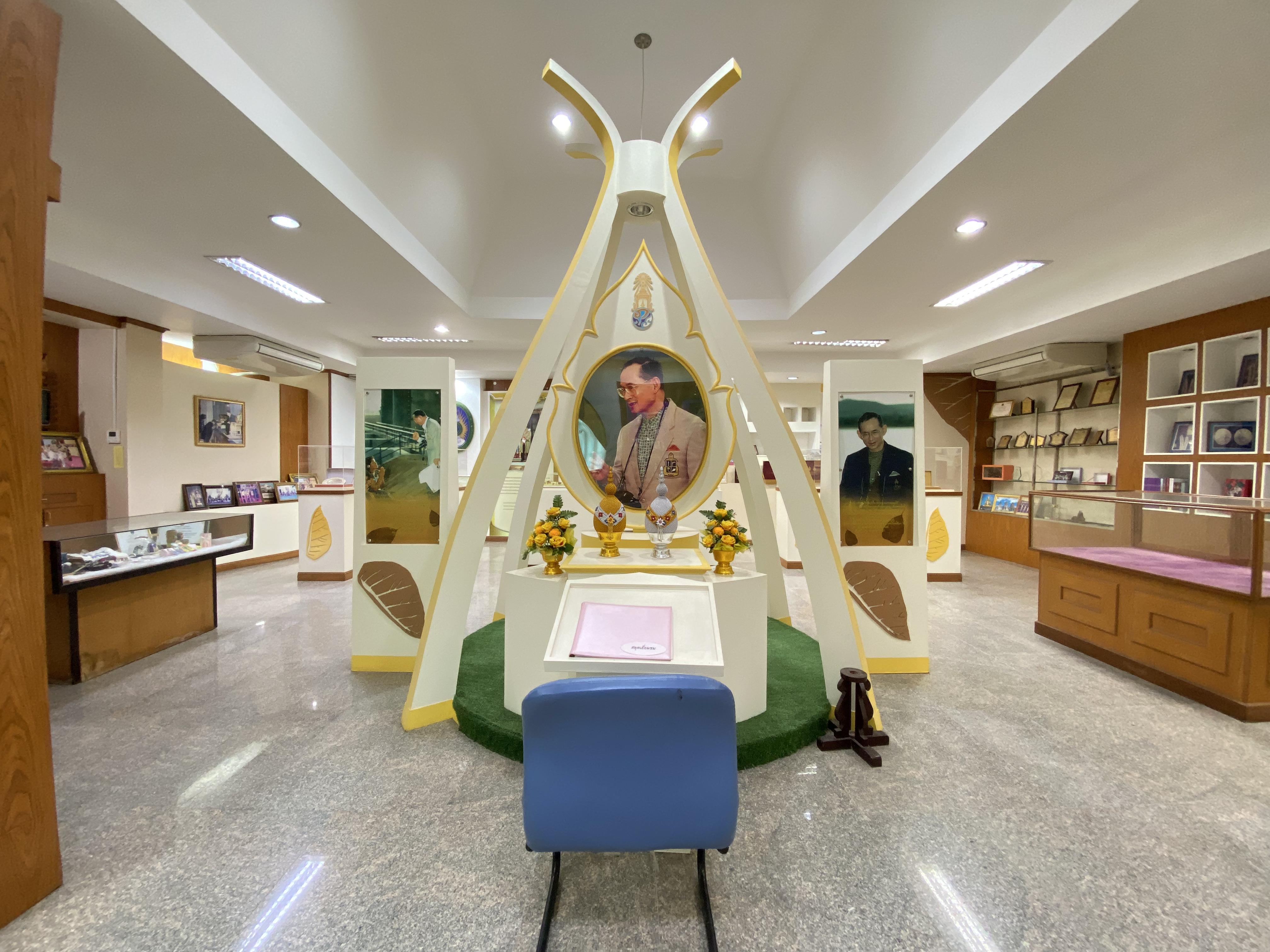 10. สำนักวิทยบริการและเทคโนโลยีสารสนเทศ ชั้น 1