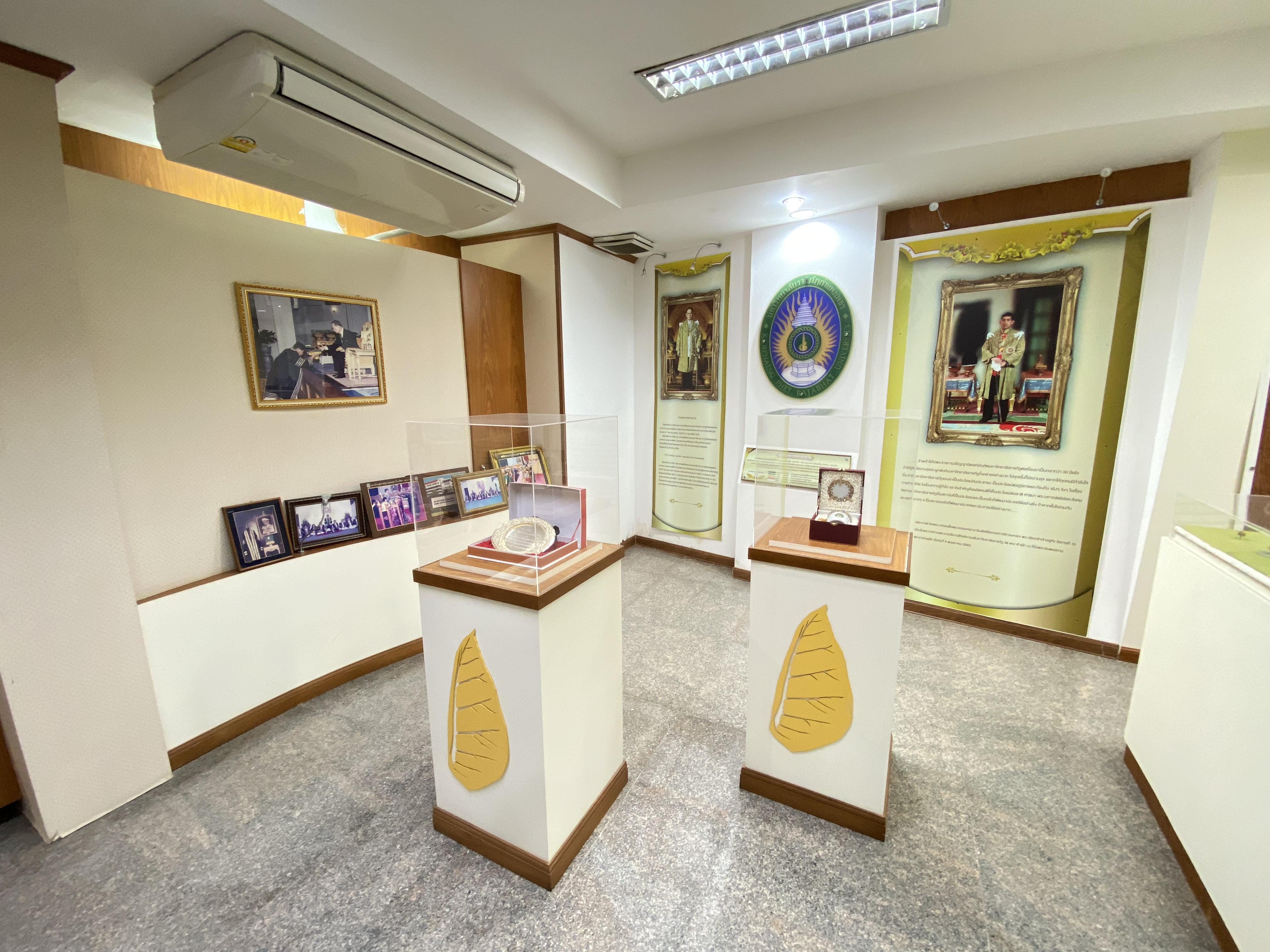 17. สำนักวิทยบริการและเทคโนโลยีสารสนเทศ ชั้น 1