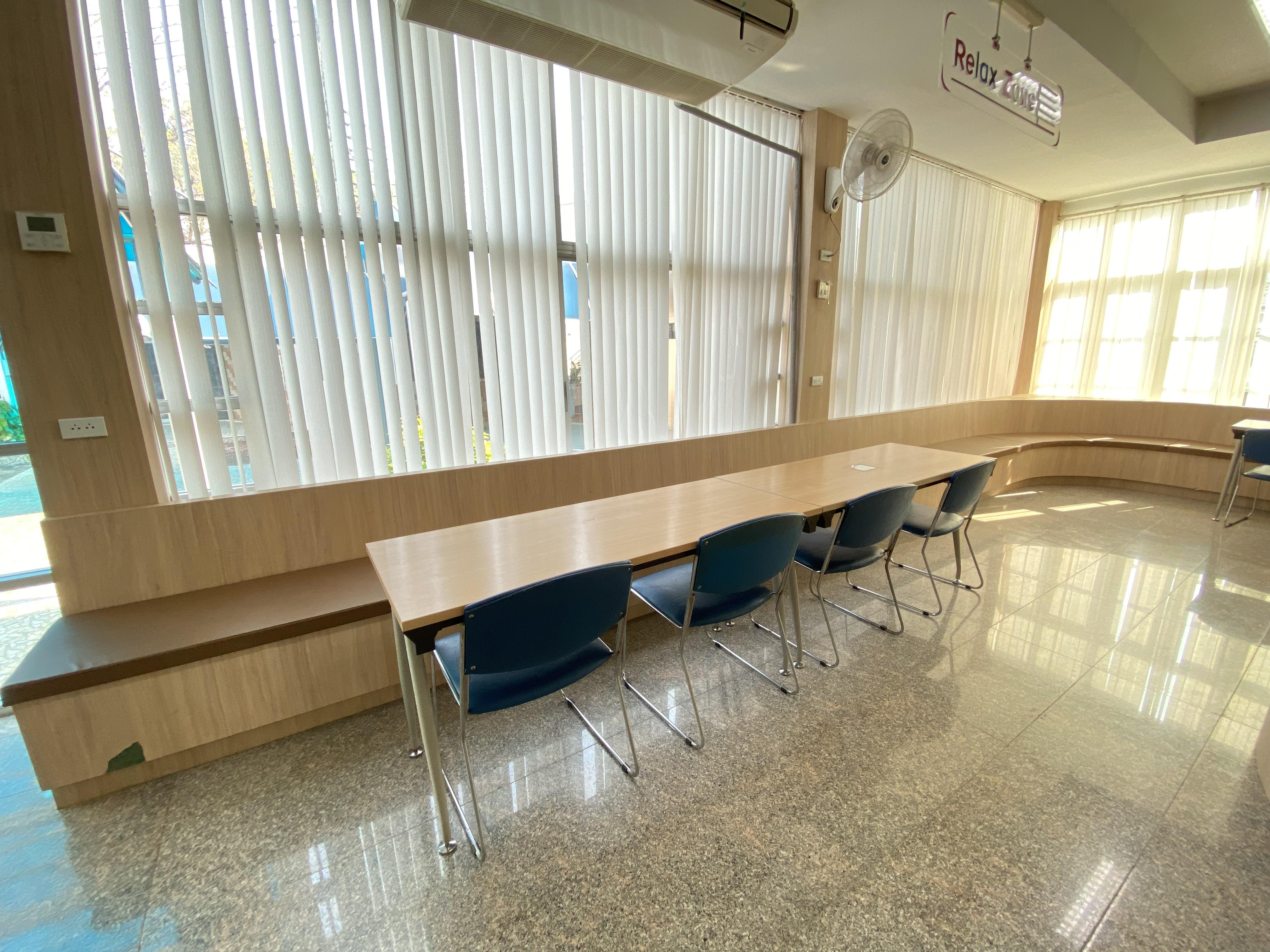 19. สำนักวิทยบริการและเทคโนโลยีสารสนเทศ ชั้น 1