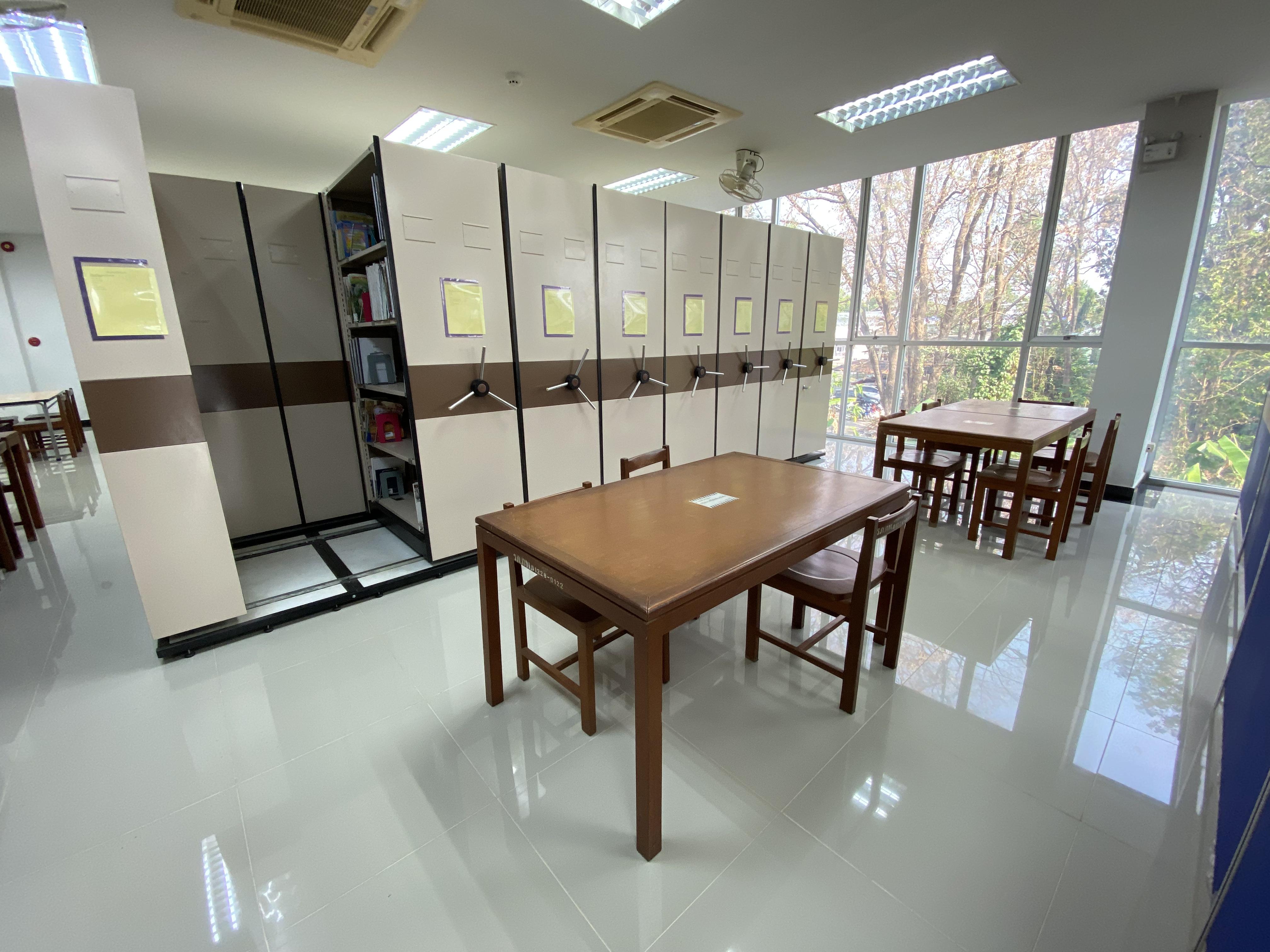 19. สำนักวิทยบริการและเทคโนโลยีสารสนเทศ ชั้น 2