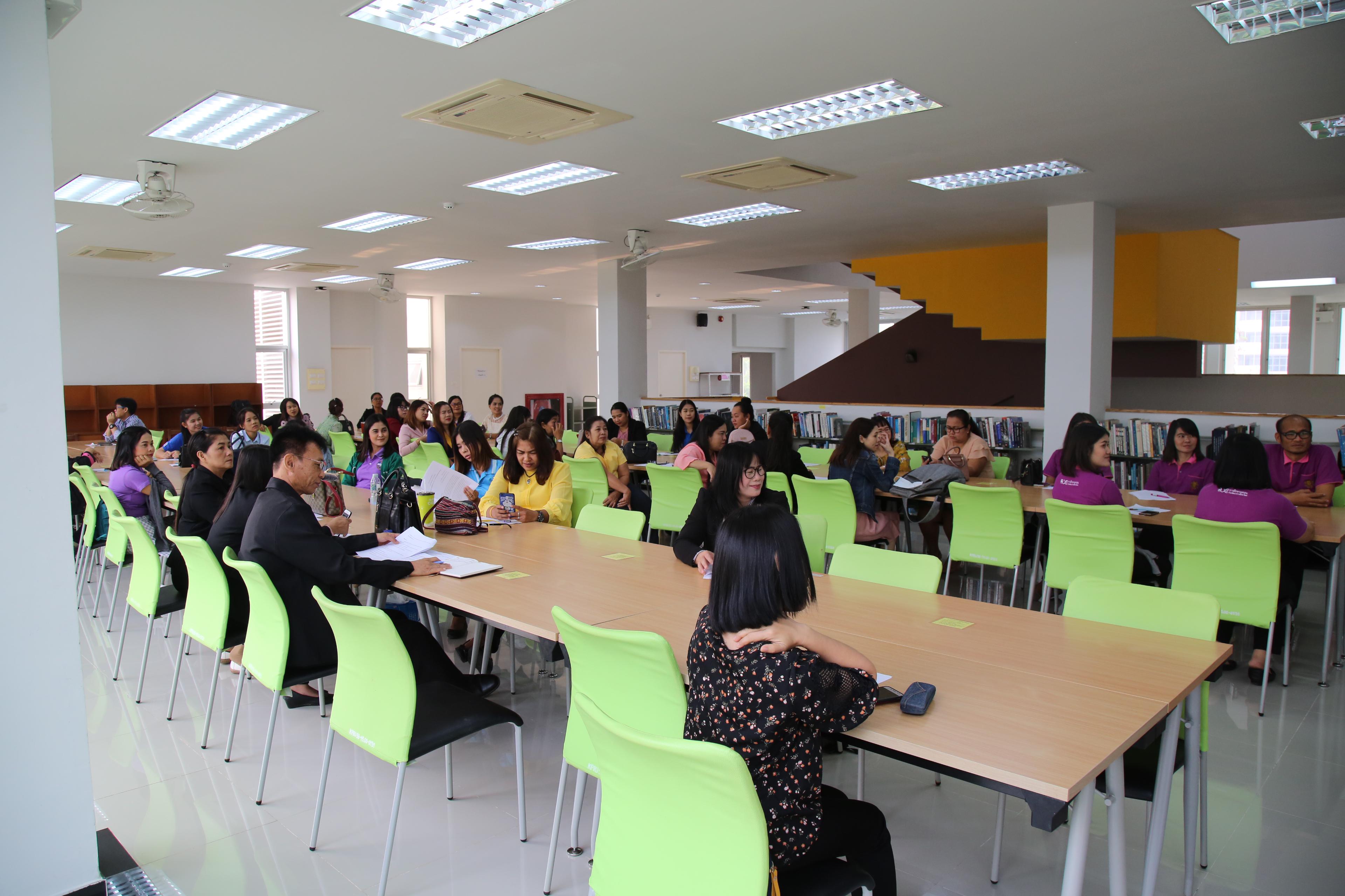 4. อบรมเชิงปฏิบัติการ เรื่อง การสร้างสื่อส่งเสริมการอ่านในโรงเรียน 16 มีนาคม 2562