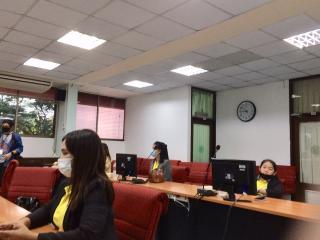 7. ศึกษาดูงานด้านการจัดการห้องสมุดสีเขียว (Green Library)