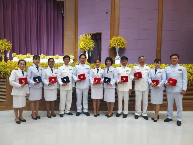 ประกาศสำนักนายกรัฐมนตรี เรื่อง พระราชทานเครื่องราชอิสริยาภรณ์อันเป็นที่เชิดชูยิ่งช้างเผือก และเครื่องราชอิสริยาภรณ์อันมีเกียรติยศยิ่งมงกุฎไทย ประจำปี 2563